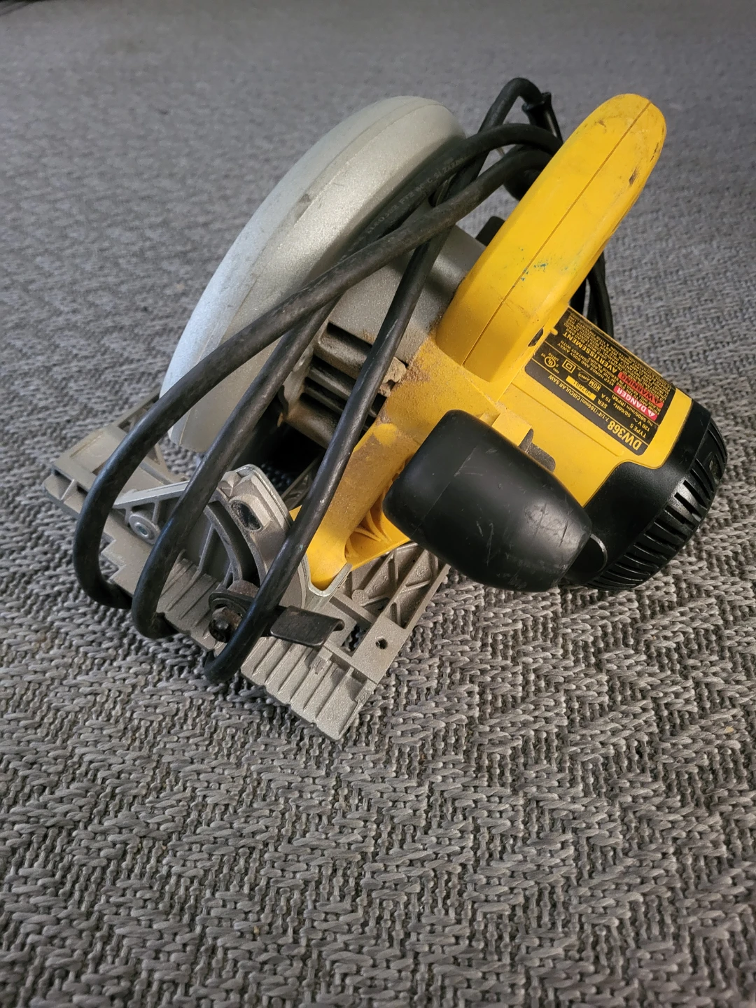 DeWalt skill saw - photo 2