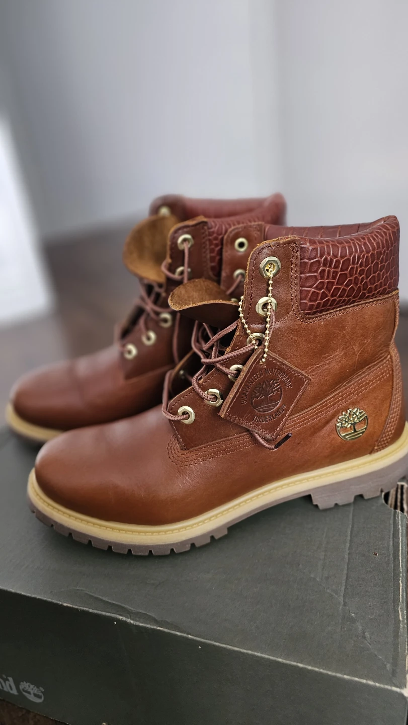Timberland Premium 6-Inch Waterproof Boots