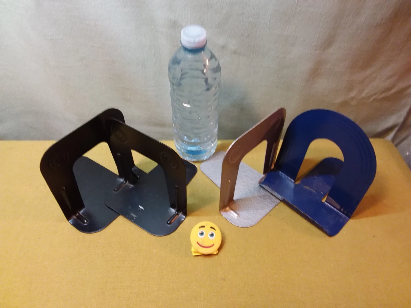 🏈 📚 ➡️ Metal Bookends 📚 Set of (4)