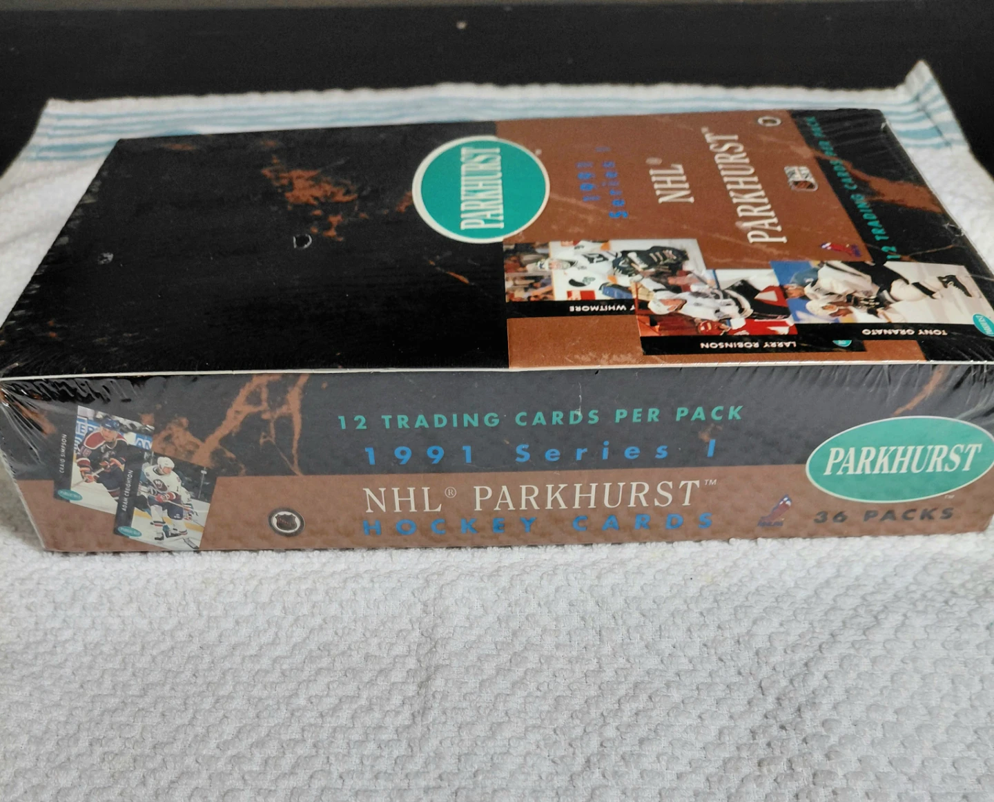 1991 Parkhurst Series 1 NHL Hockey Cards Box - photo 2