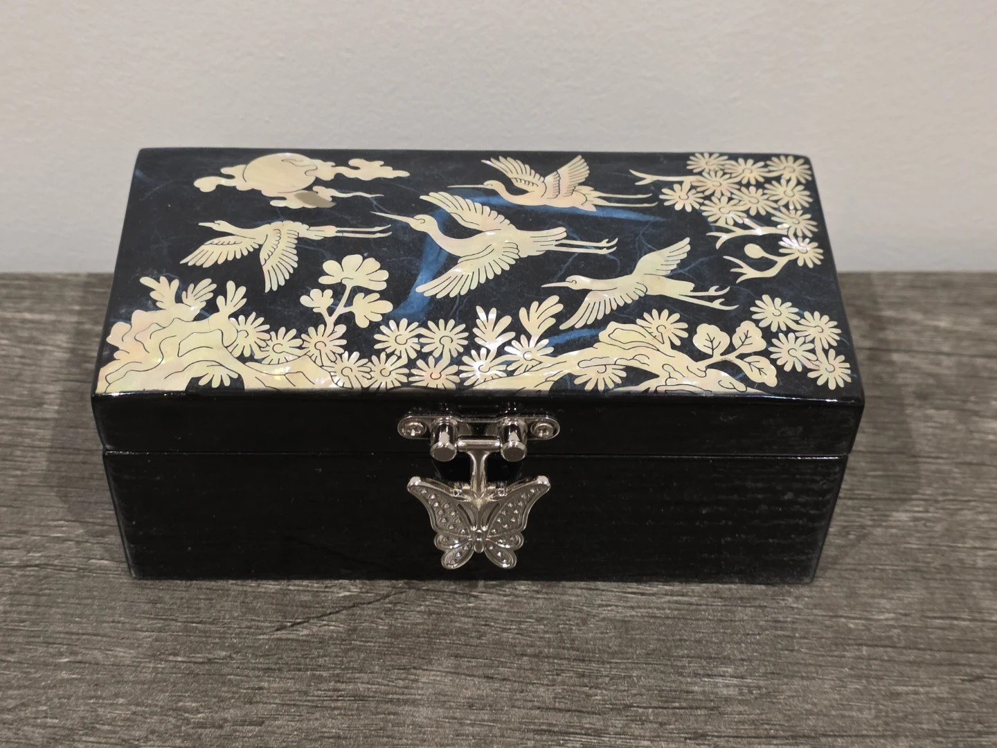 Korean Mother of Pearl Jewelry Box