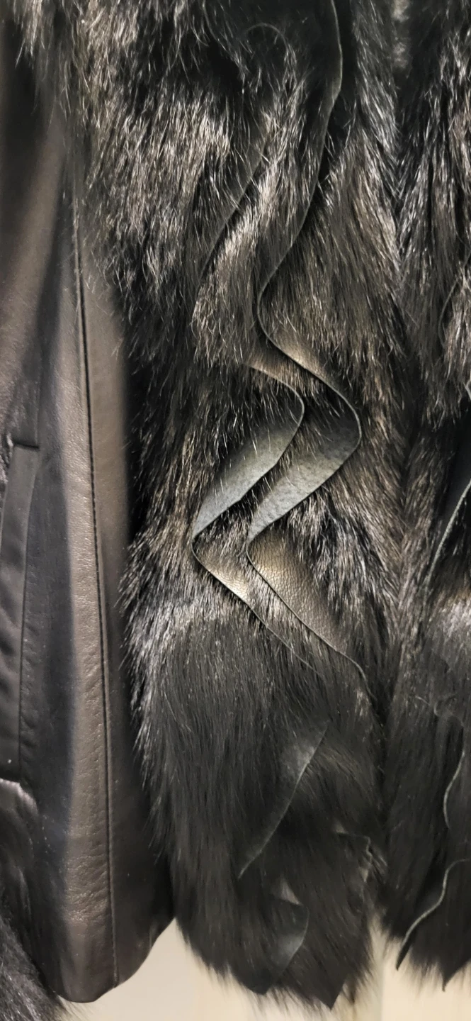 Alberto Makali  Leather Jacket with Fox Fur Trim - photo 3