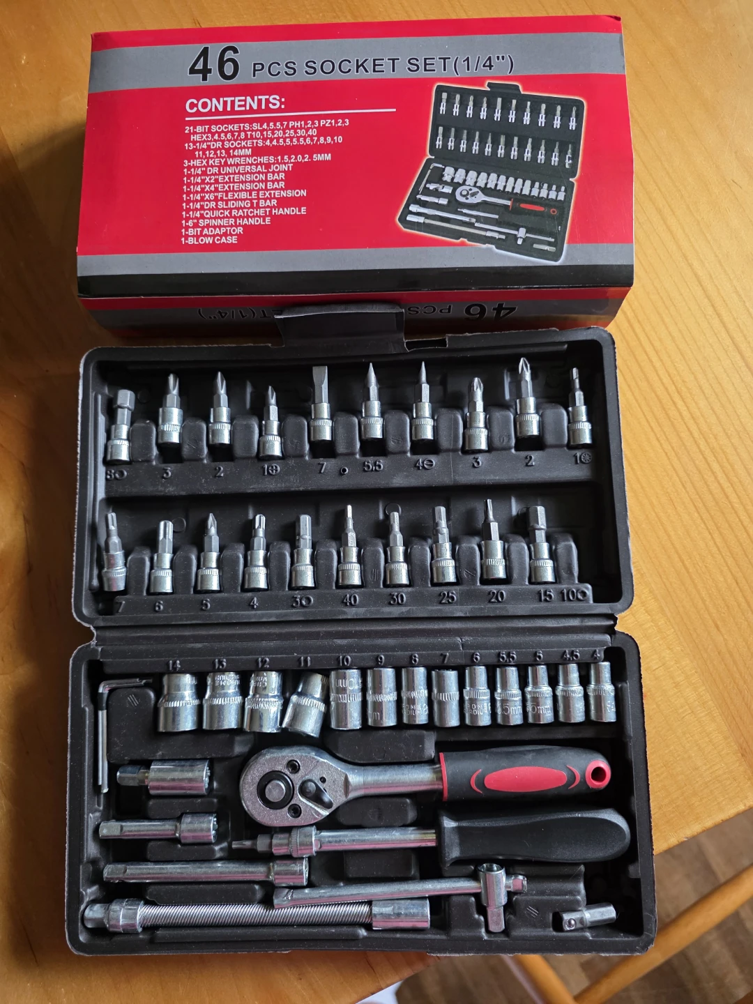 46 Piece 1/4 Inch Socket Set
