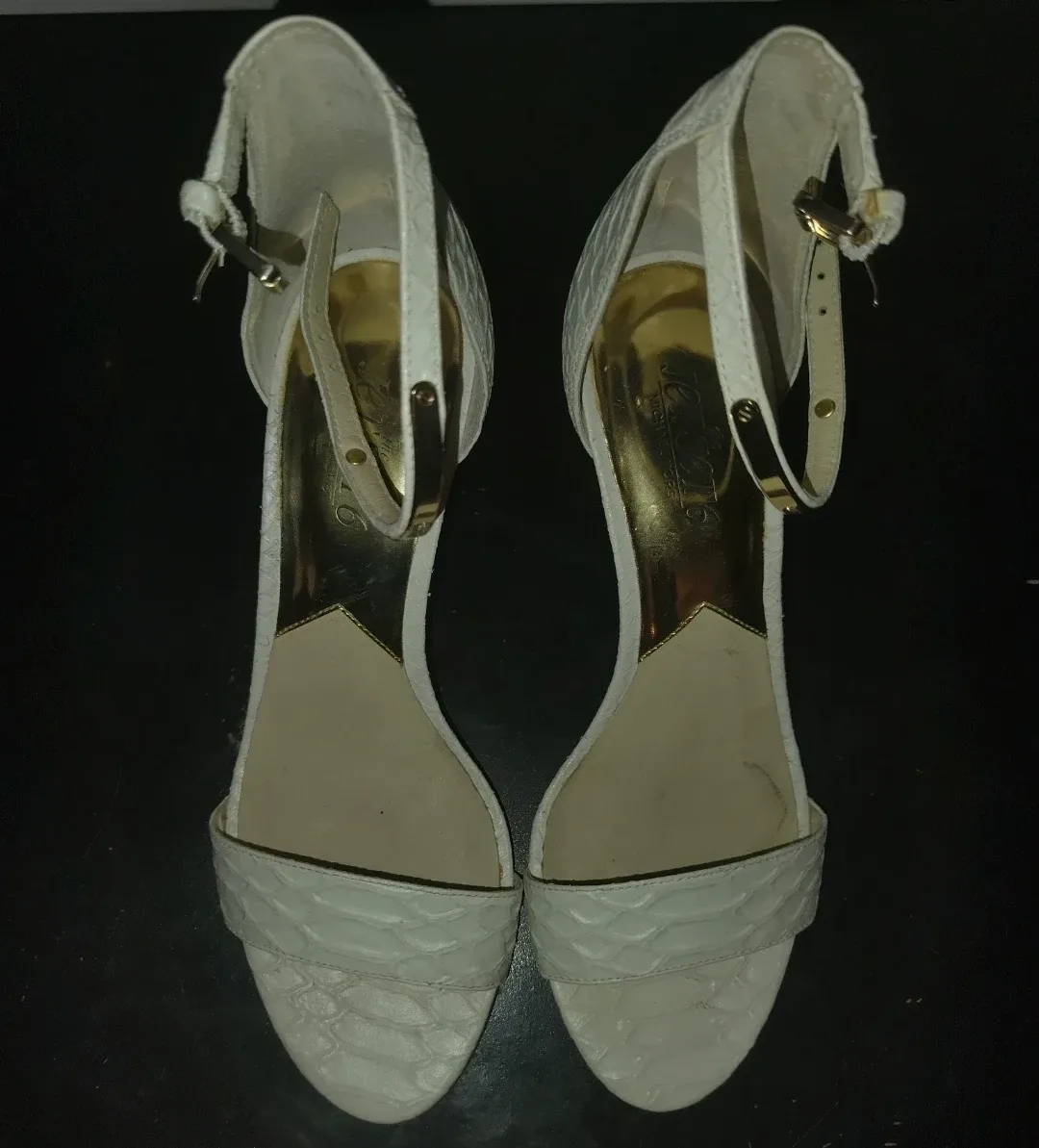 Michael Kors Jet Set White Heels