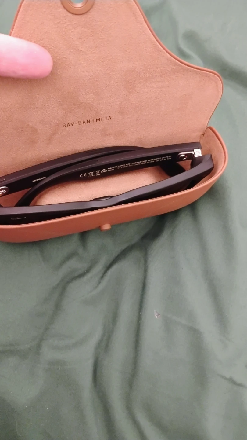 Ray-Ban Meta Smart Glasses - photo 4