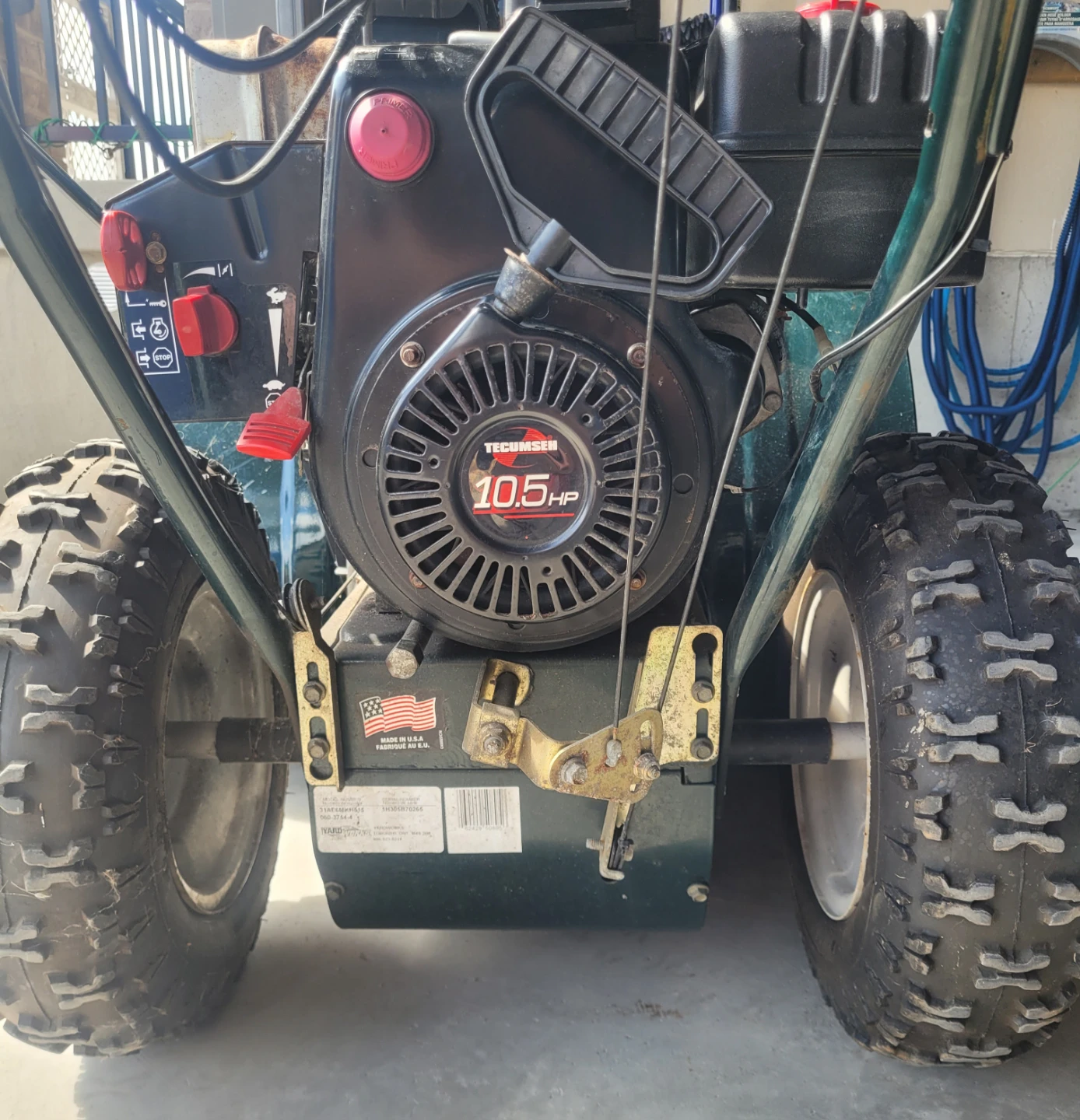 3 Stage Gas, 10.5HP 30-inch Snowblower - photo 5