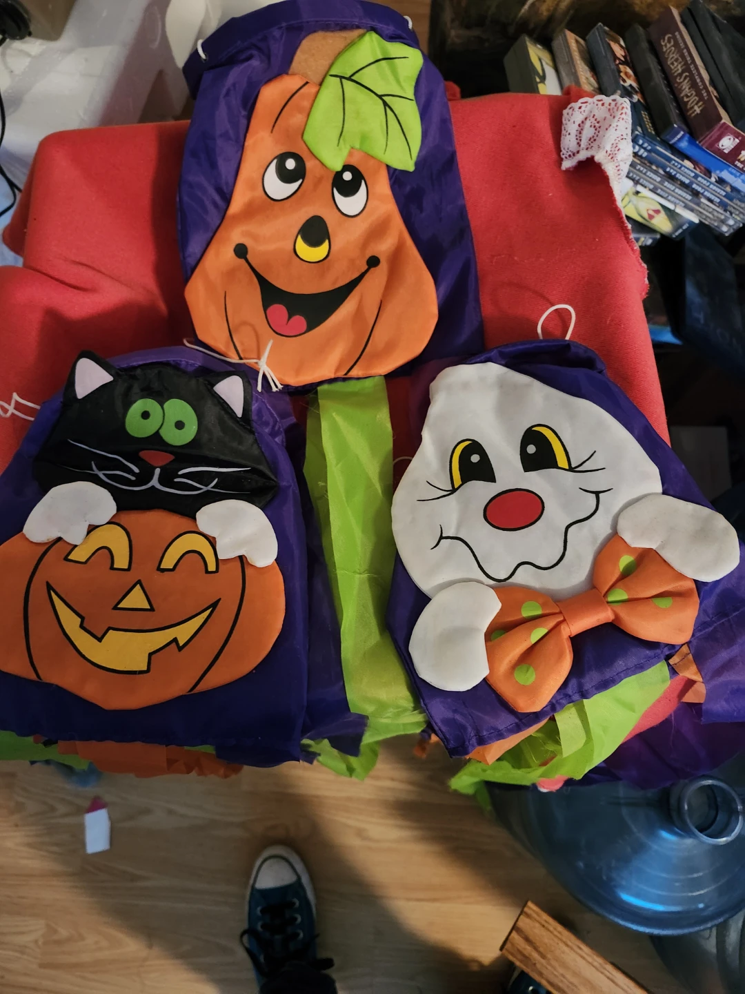 Assorted Halloween Decorations - photo 5