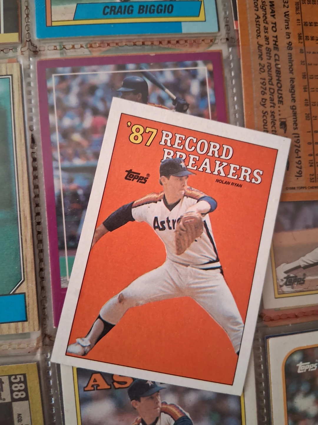1987 Topps Nolan Ryan Record Breakers Baseball Card - photo 2