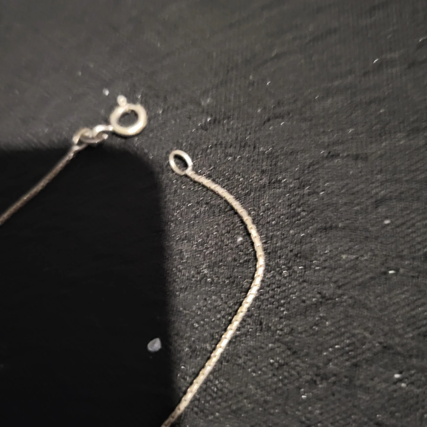 Silver-Tone Delicate Chain Necklace - photo 3