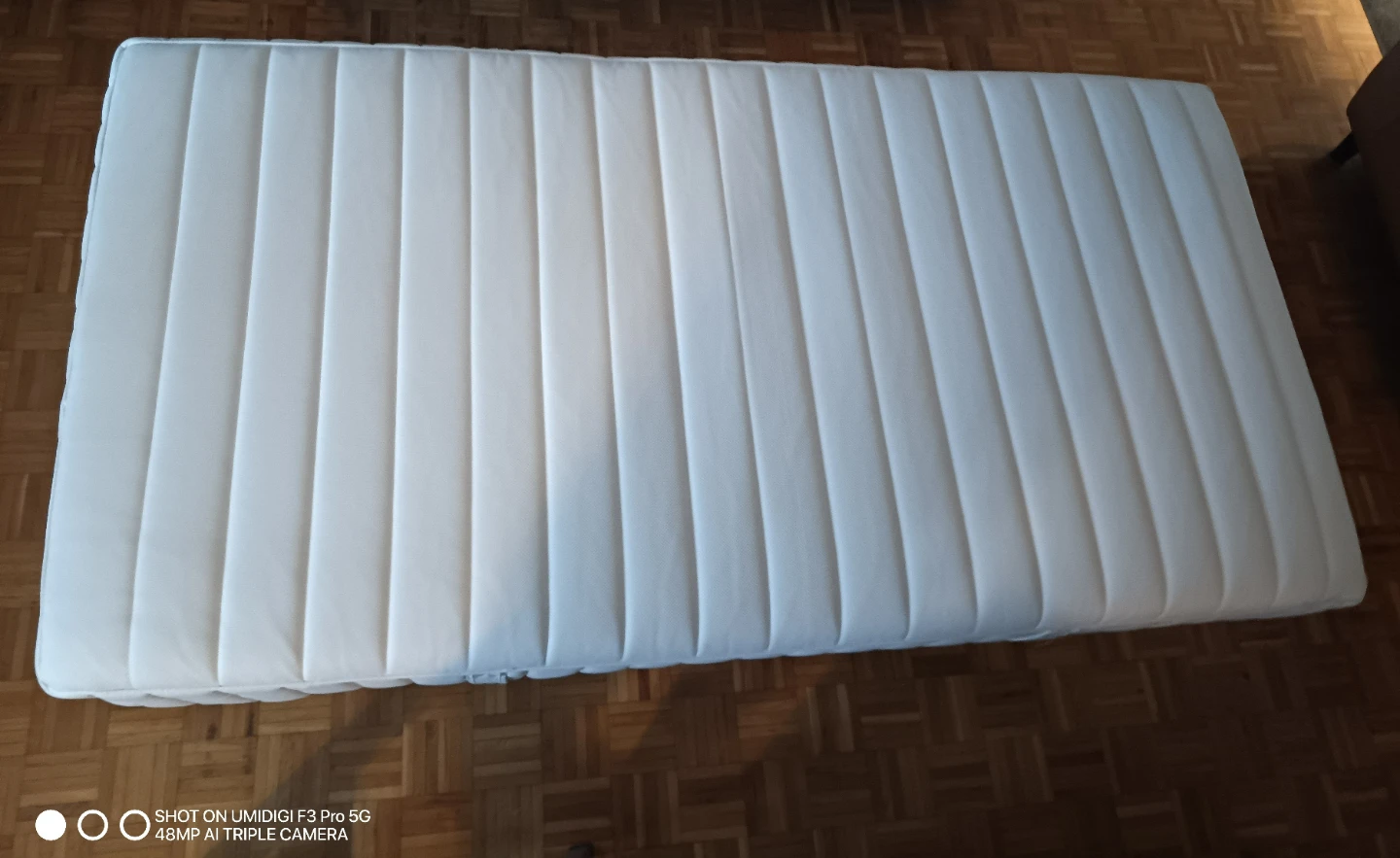 Vesteroy Hybrid mattress, Comfort  firm Colour white, Size  Twin