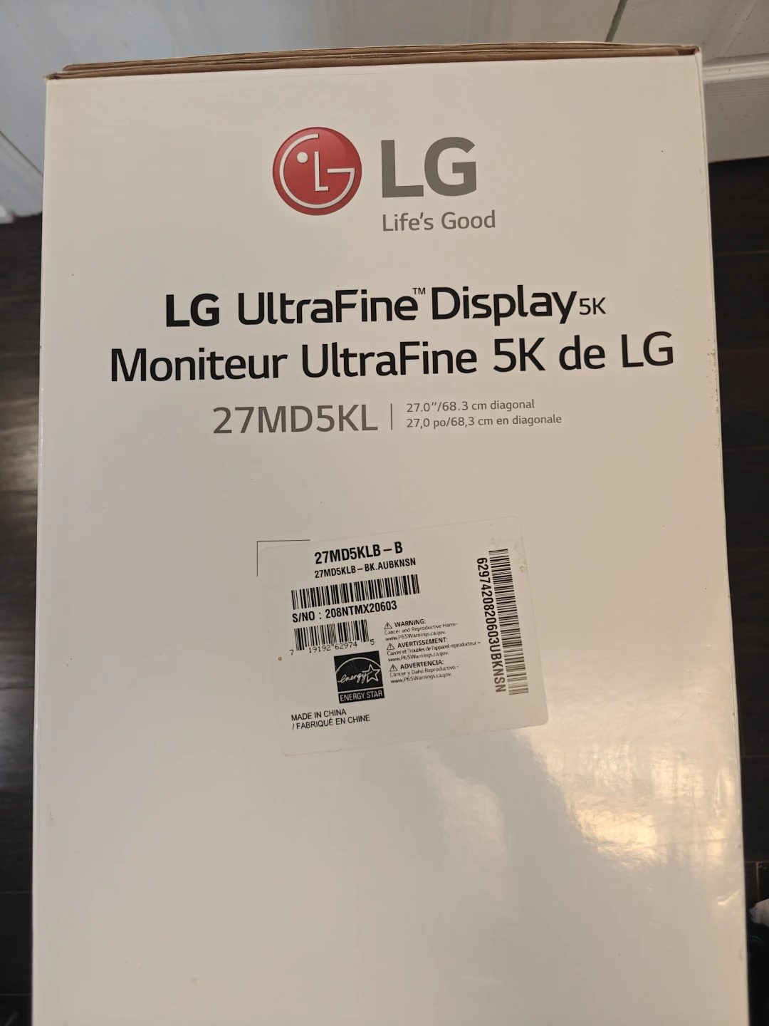 LG UltraFine 5K Display 27MD5KLB-B - photo 5