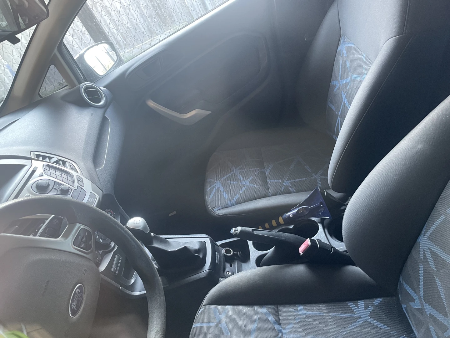 2011 Ford Fiesta - photo 5