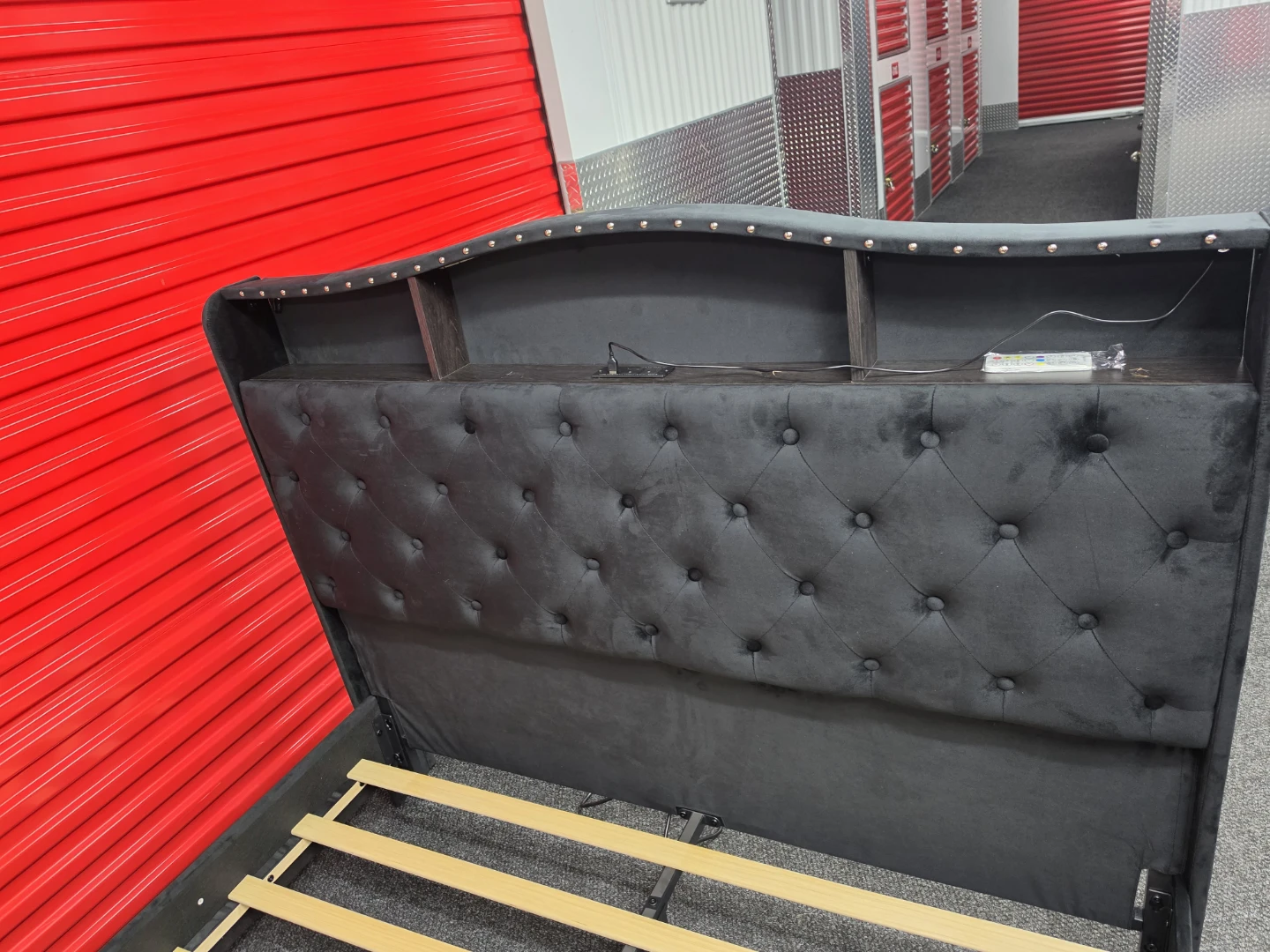 Black Tufted Upholstered Queen Platform Bed - photo 5