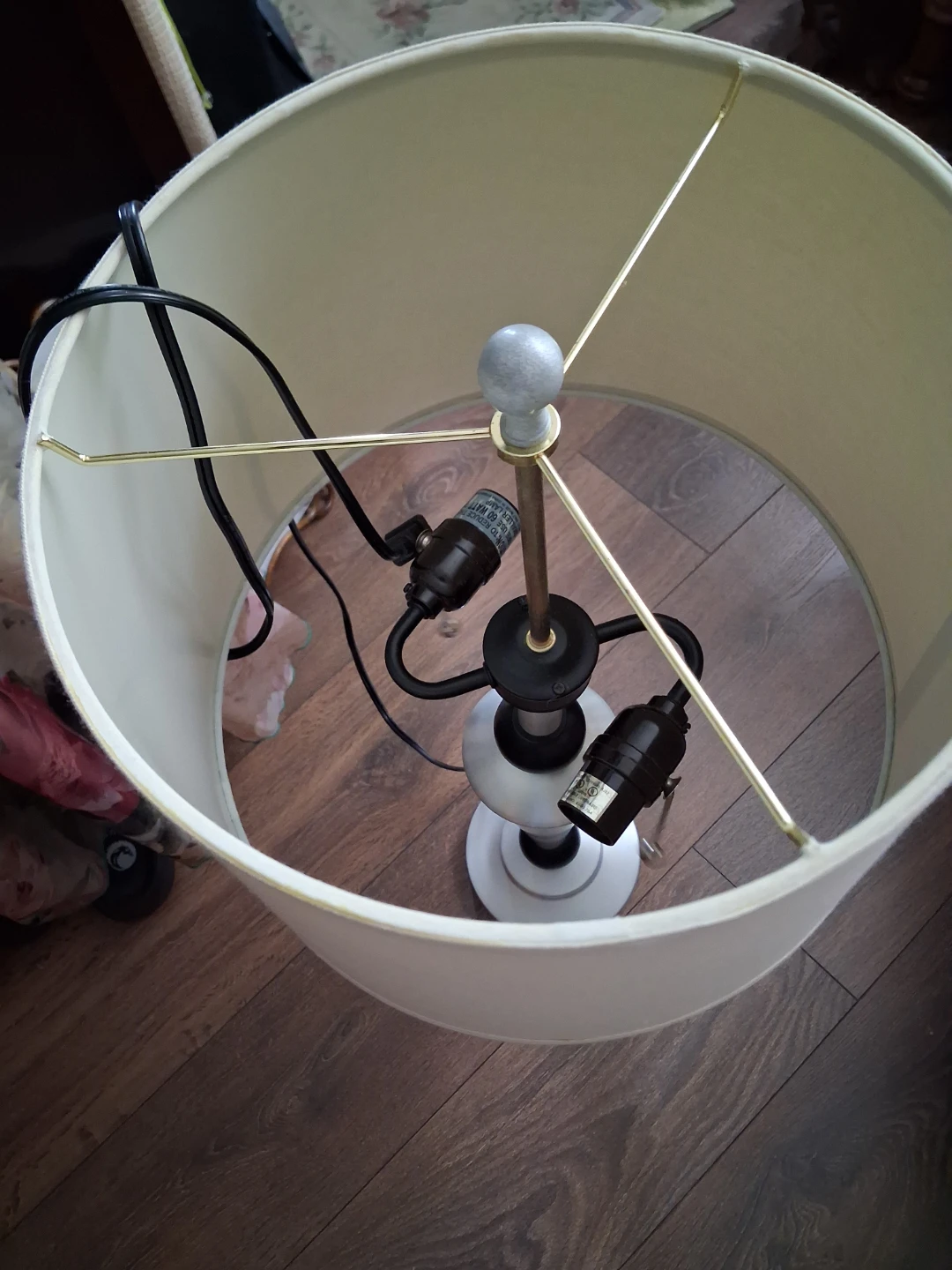 Metal silver black lamp. - photo 3