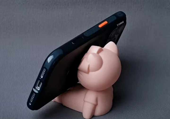 Hello Kitty Phone Holder - photo 2