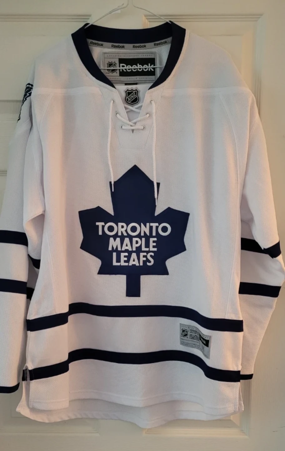 New Reebok Toronto Maple Leafs Hockey Jersey - White