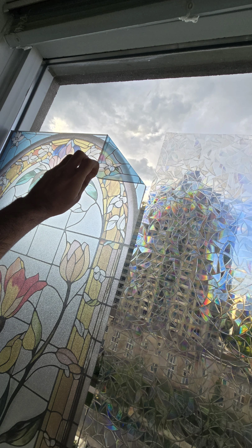 Pair of Stained Glass Style Tulip Window Film - photo 3