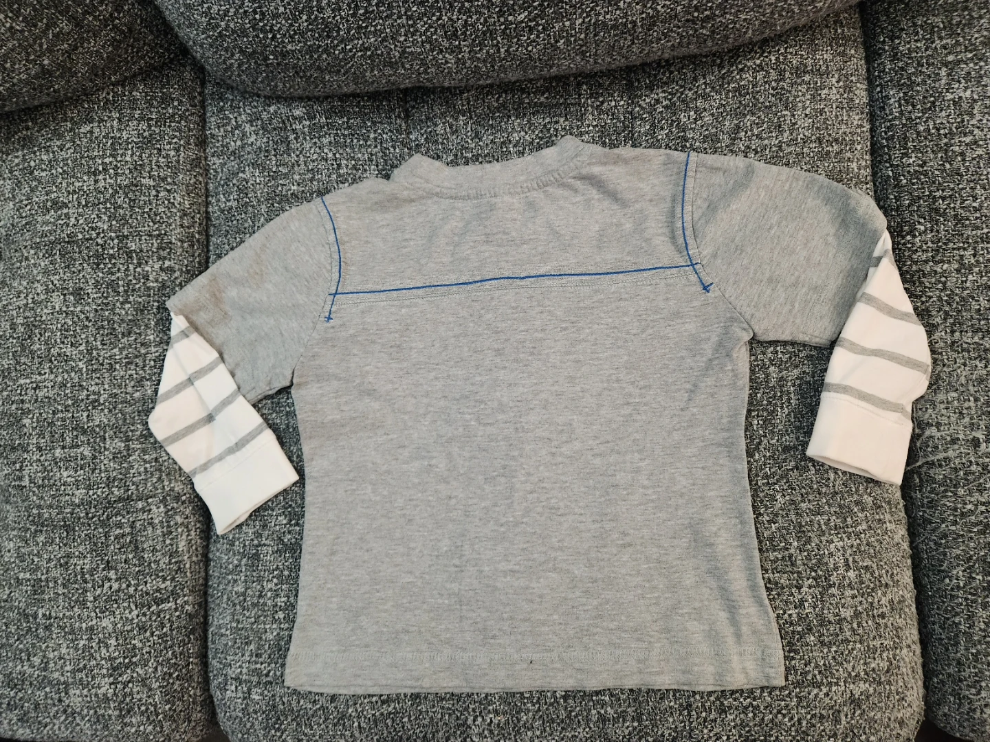 Cherokee Boys' Layered-look  long sleeve graphic T-shirt-Size 4 - photo 3