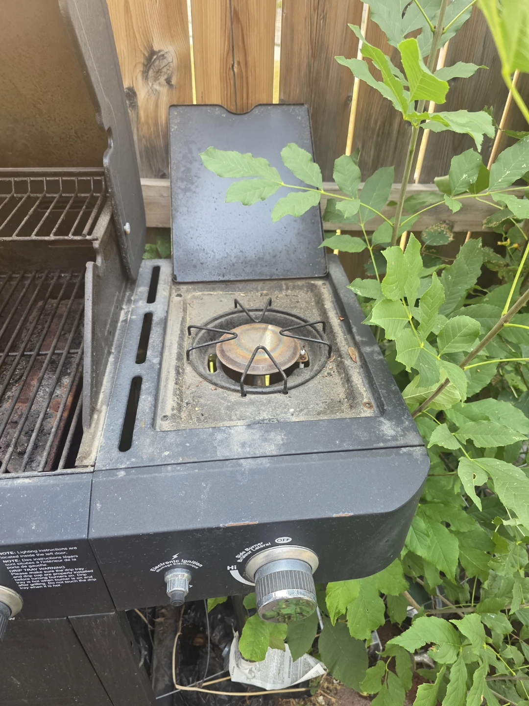 Triton 3-Burner Gas BBQ with Side Burner