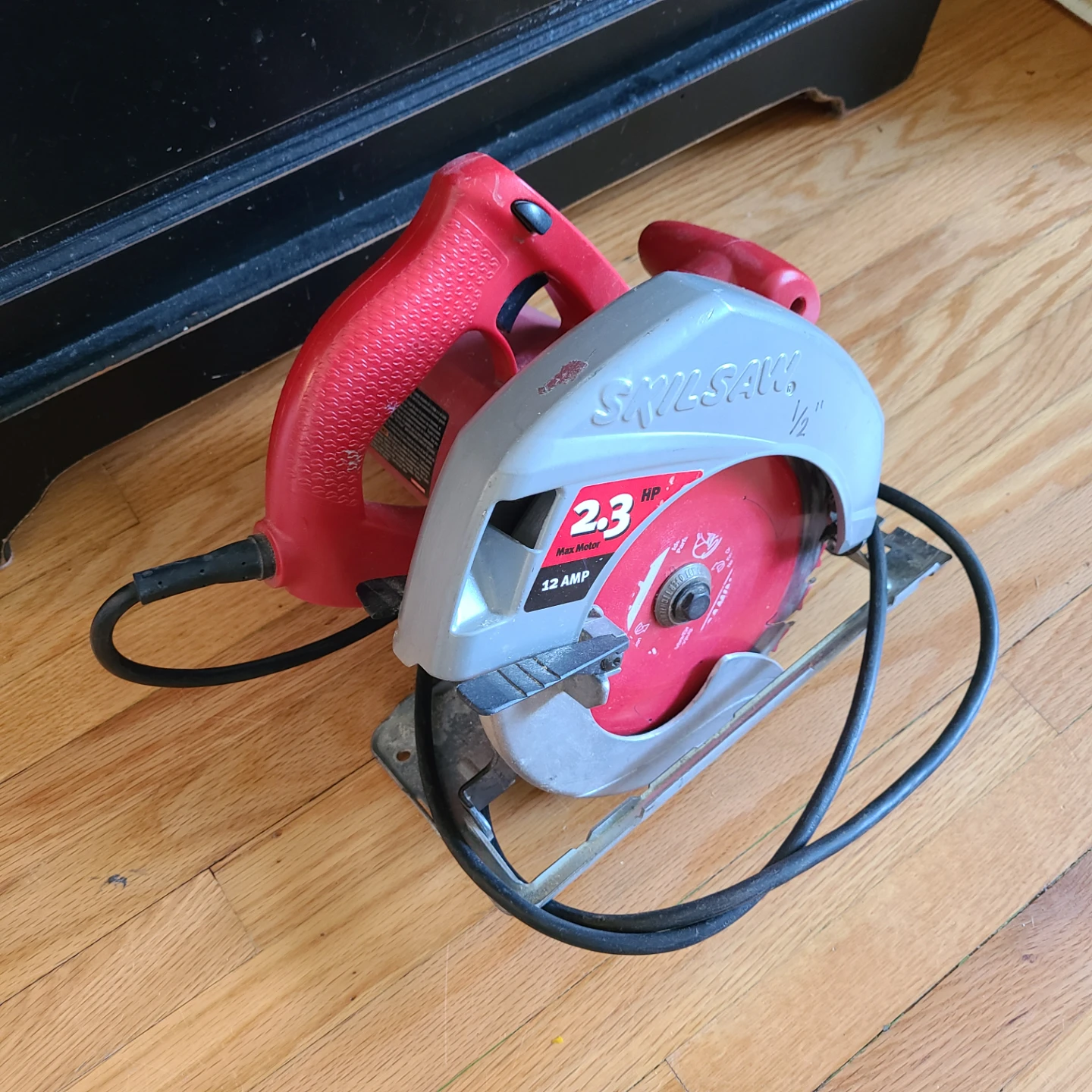 Milwaukee Skilsaw 12 Amp Circular Saw