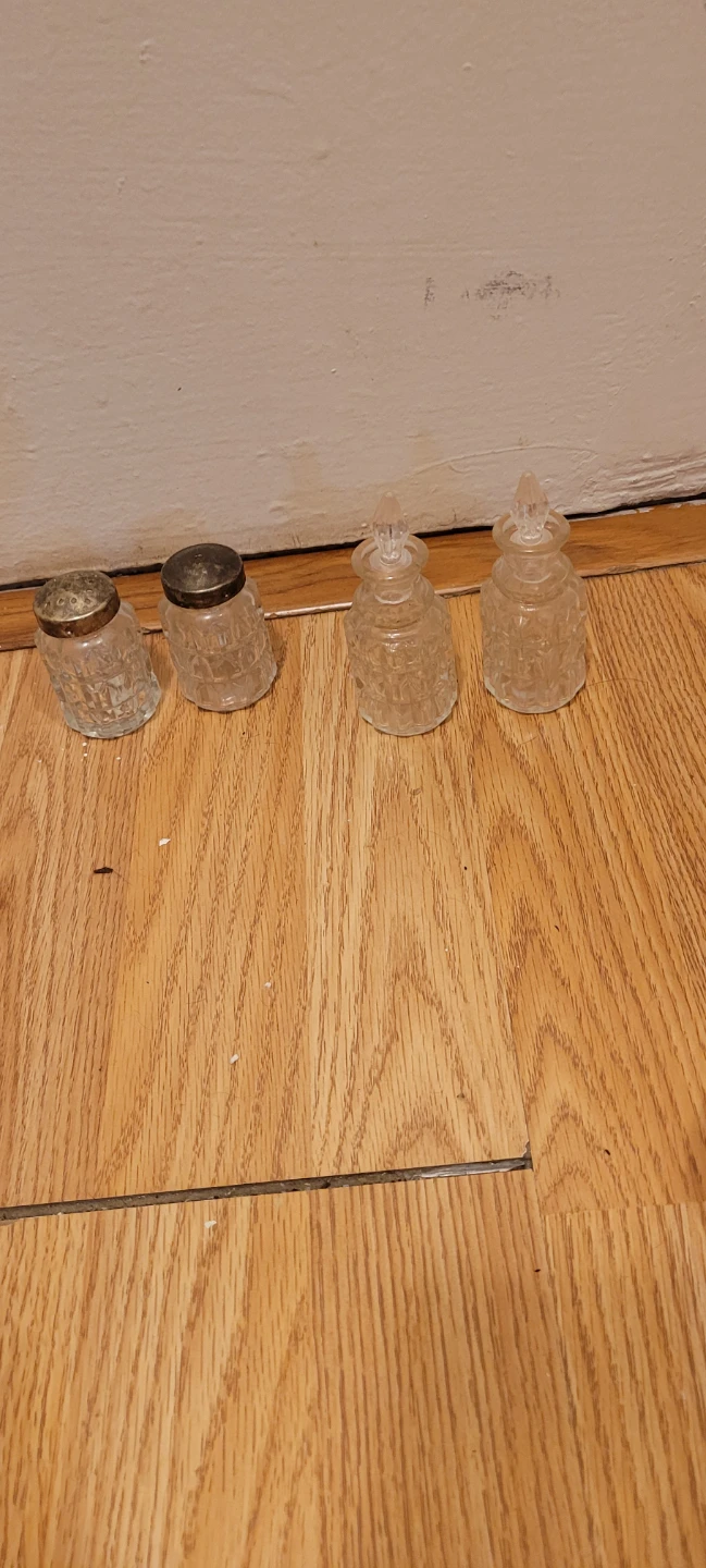Vintage Crystal Cruet and Shaker Set - photo 3