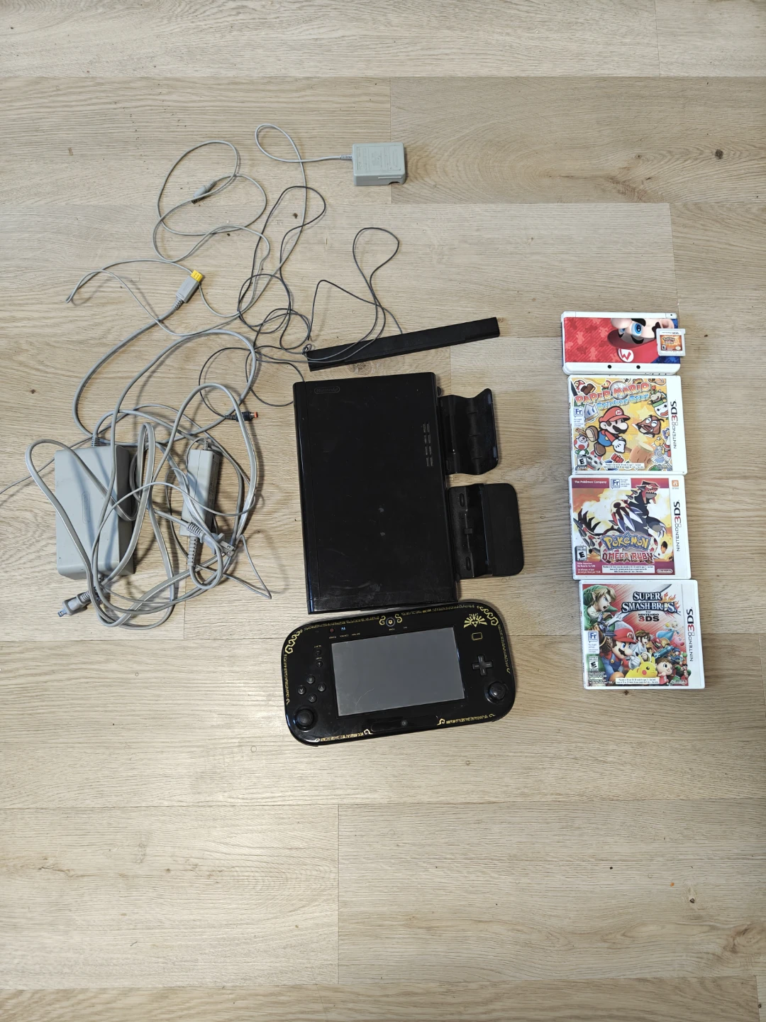 Nintendo Wii U Zelda Edition Console Bundle