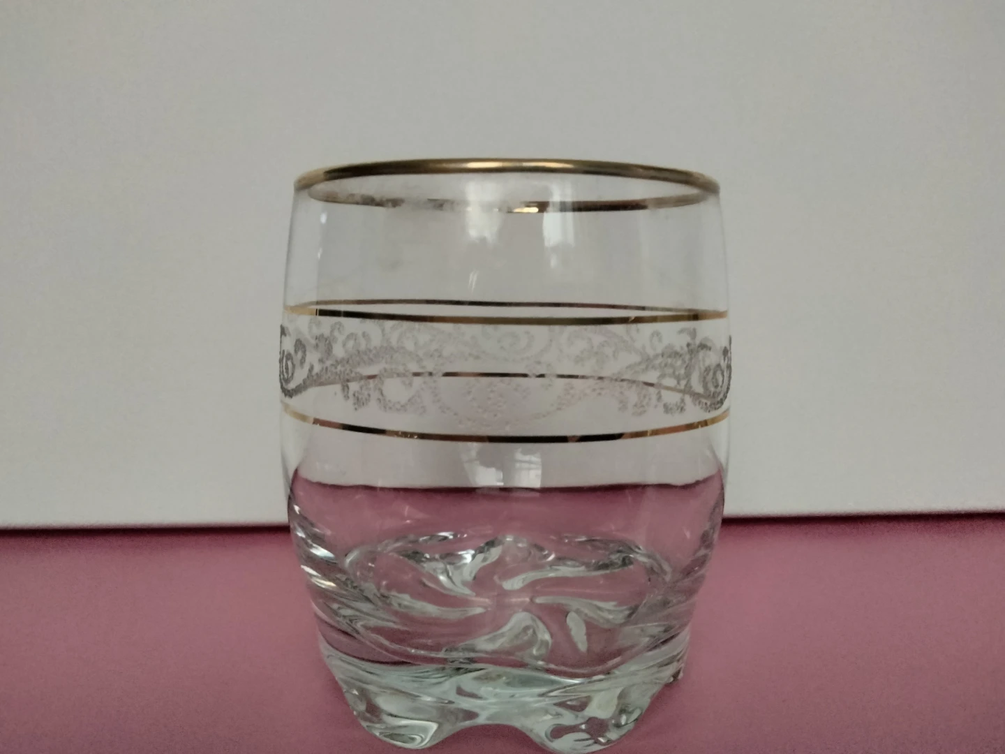 Set of 5 Vintage Etched Glass Tumblers with Gold Rim - photo 2