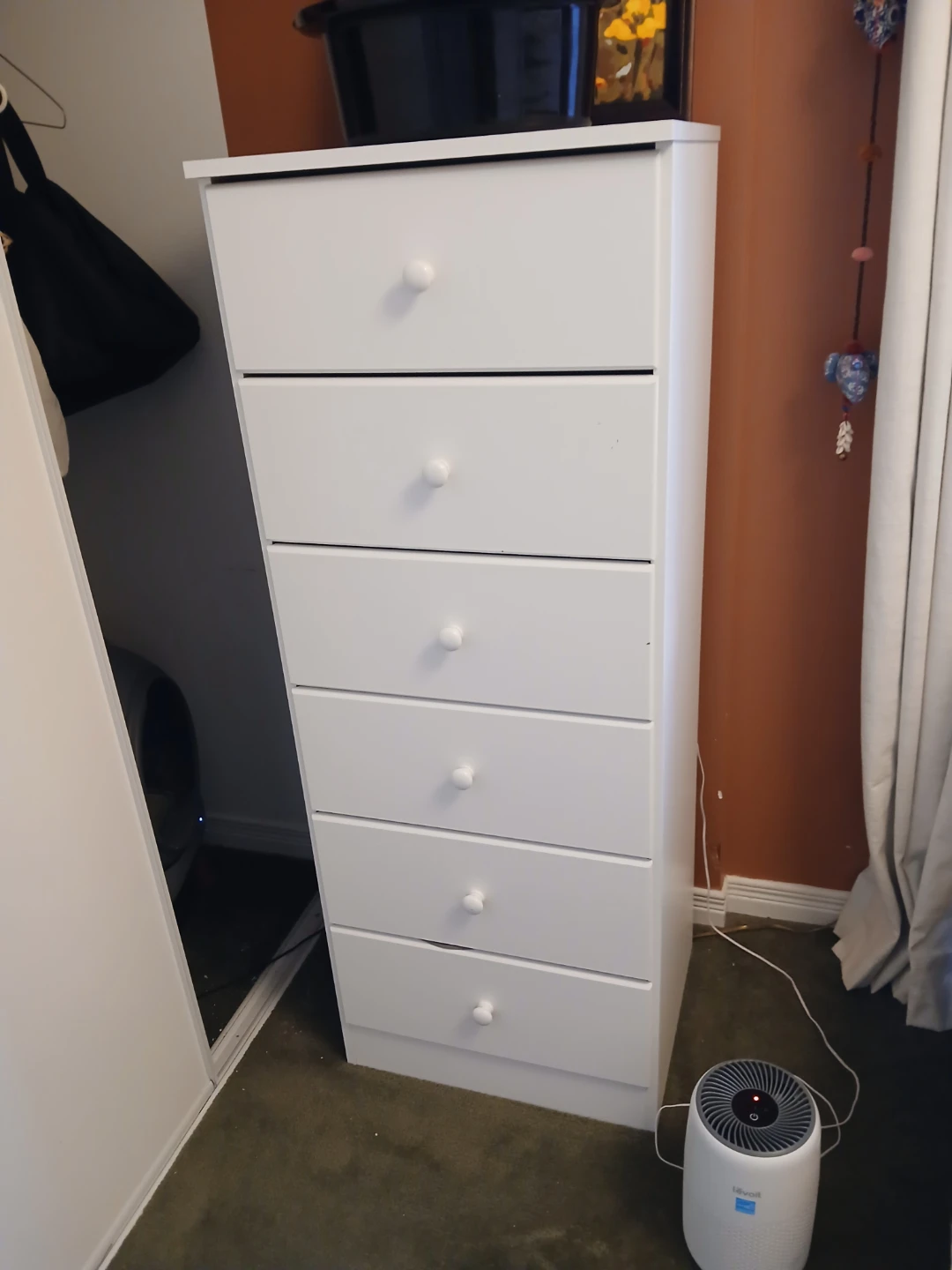White 6-Drawer Chest - photo 2