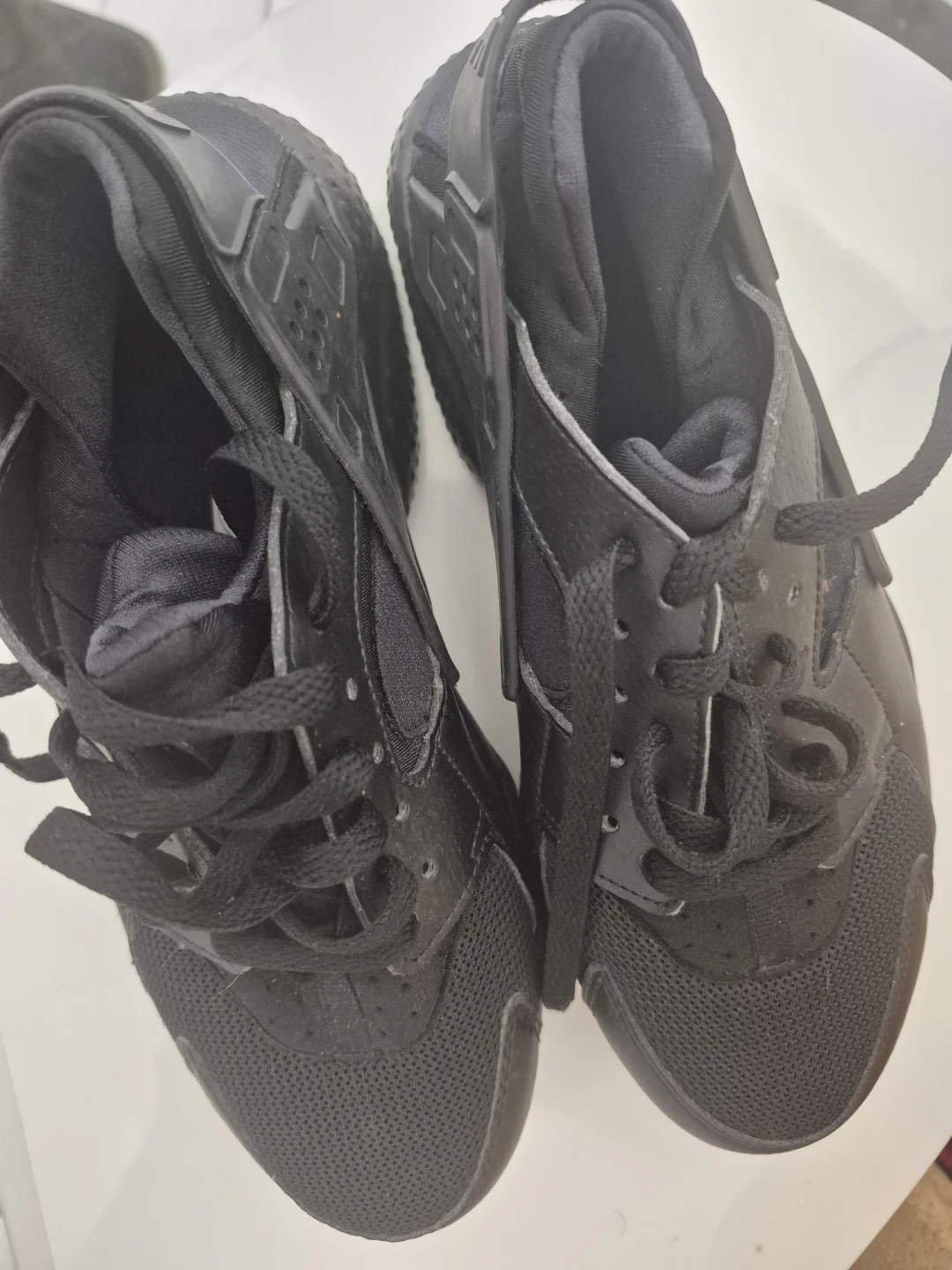 Nike Air Huarache Triple Black Sneakers - photo 5