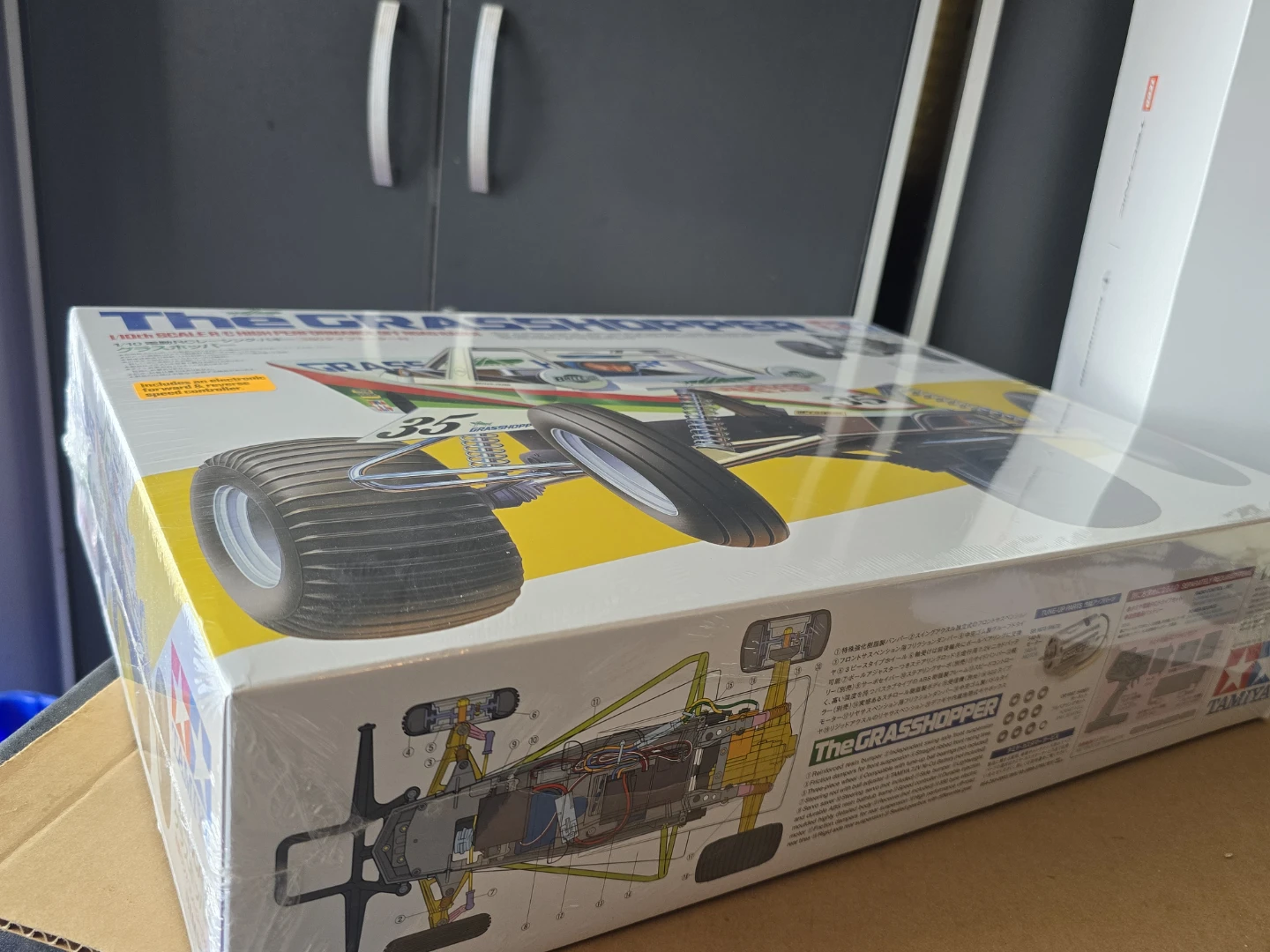 Tamiya The Grasshopper 1/10th Scale Radio Control Car - photo 2