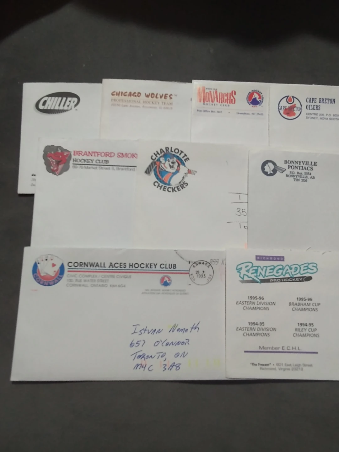 Nearly 500 envelopes from defunct hockey teams and leagues - photo 5