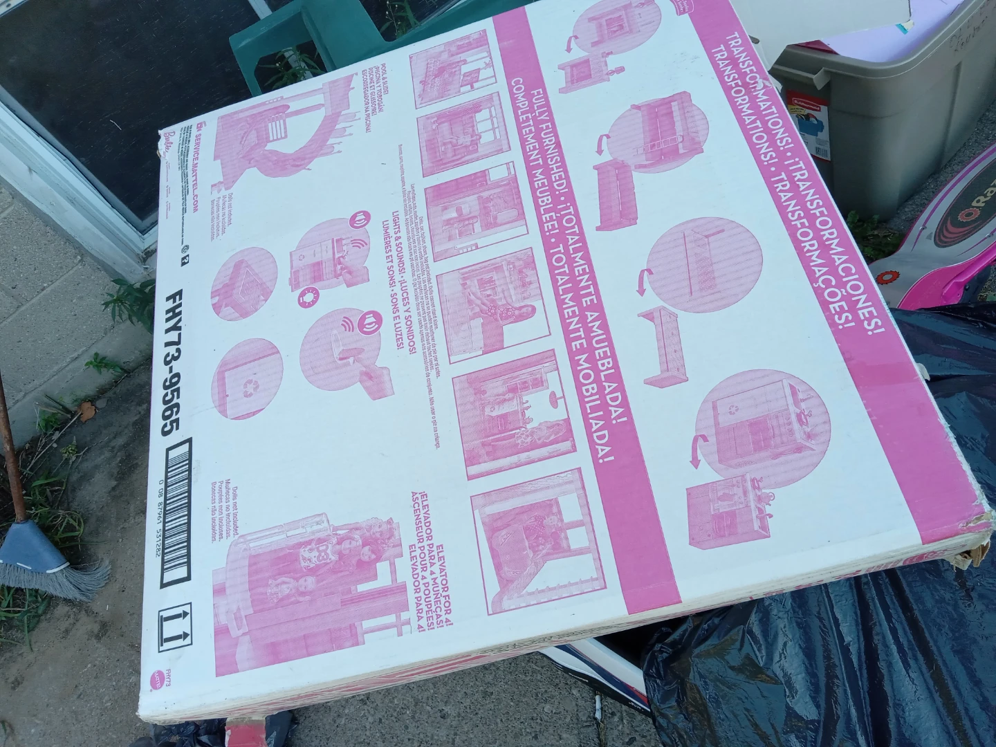 Barbie Dollhouse and Accessories Set - photo 2