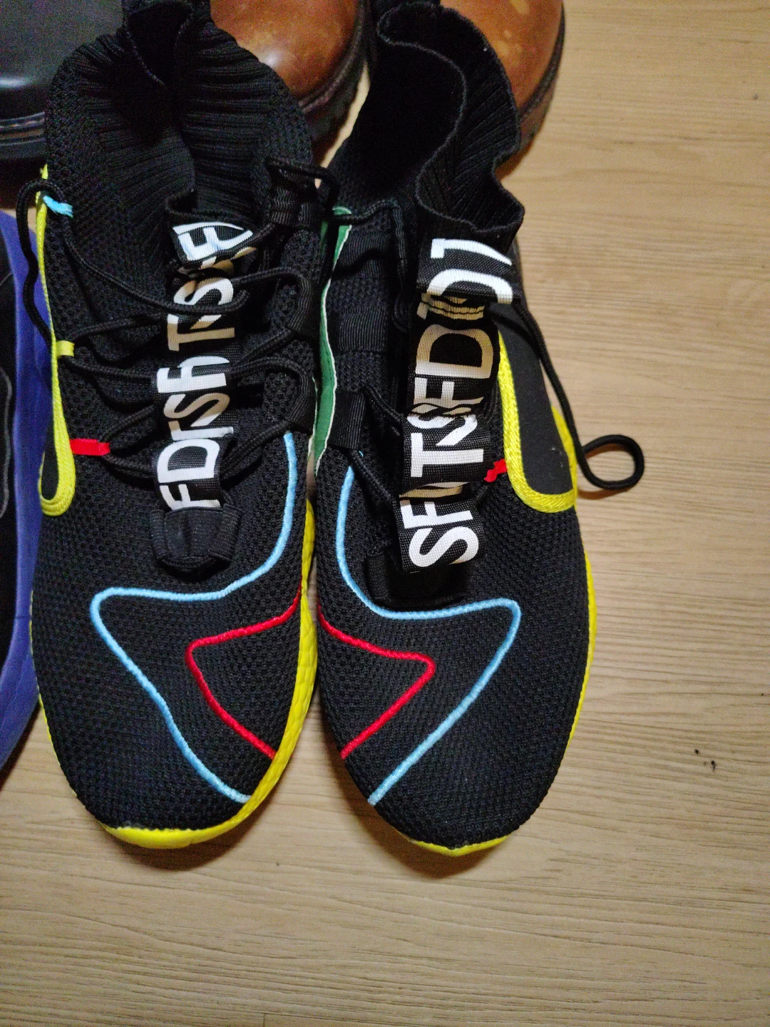 Assorted Men's Footwear (4) - photo 3