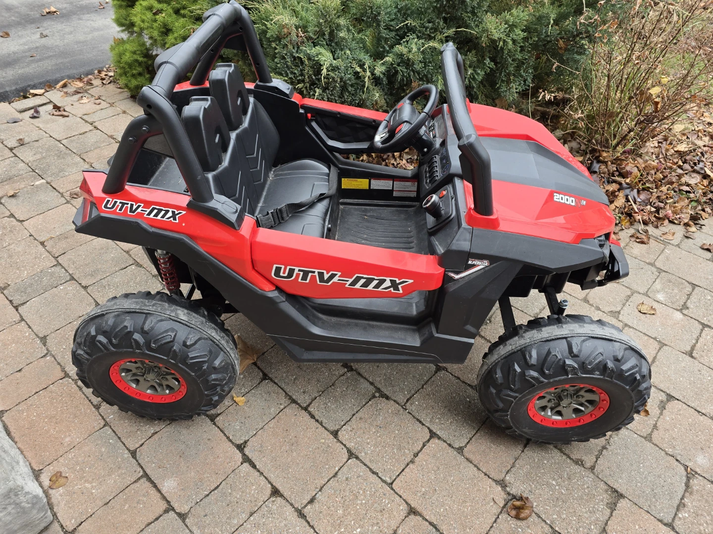 Blazin' Wheels Beach Buggy 12 V Two-seater Ride-on - photo 4