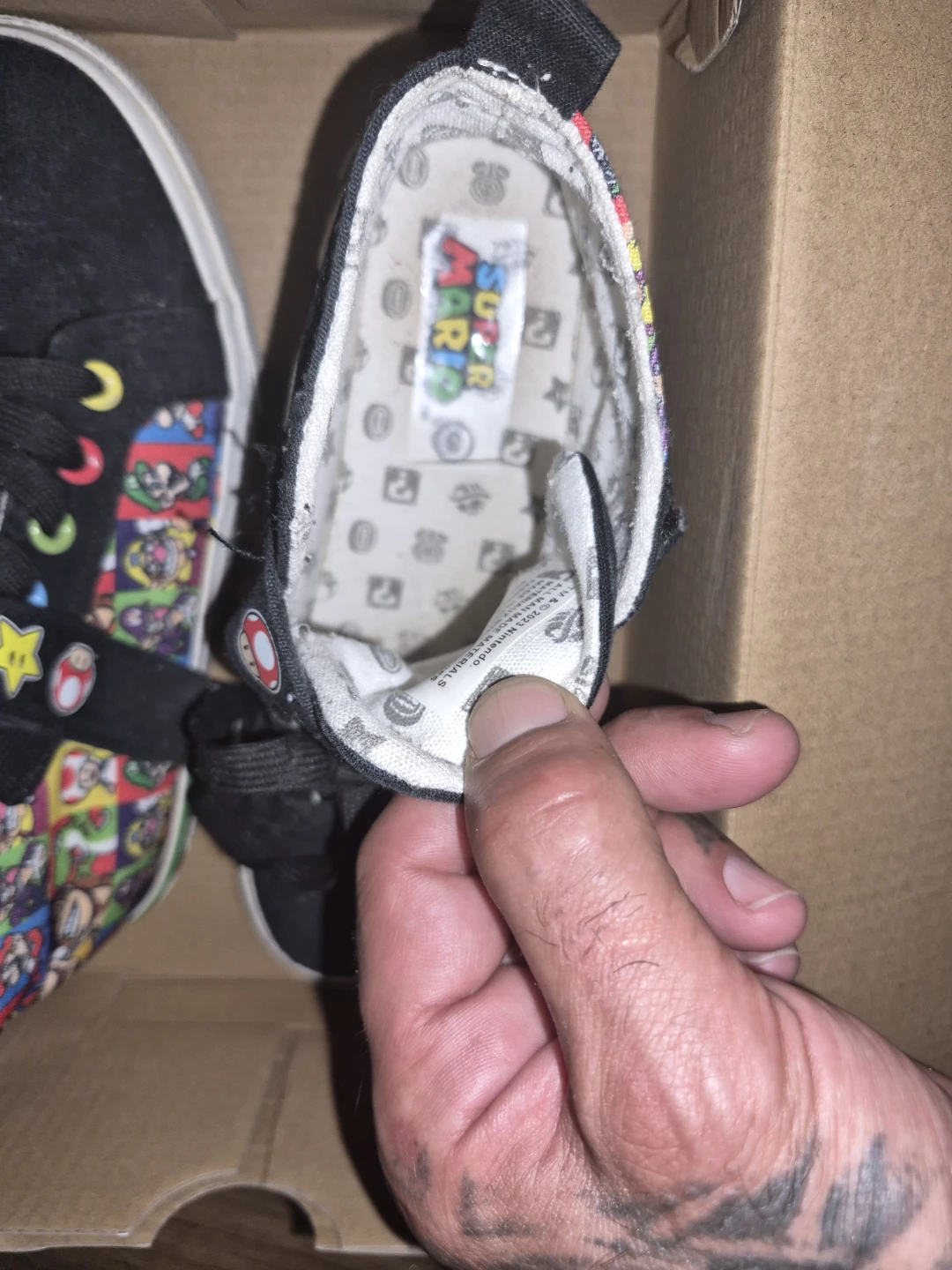 Super Mario Kids Sneakers Size 3 - photo 2