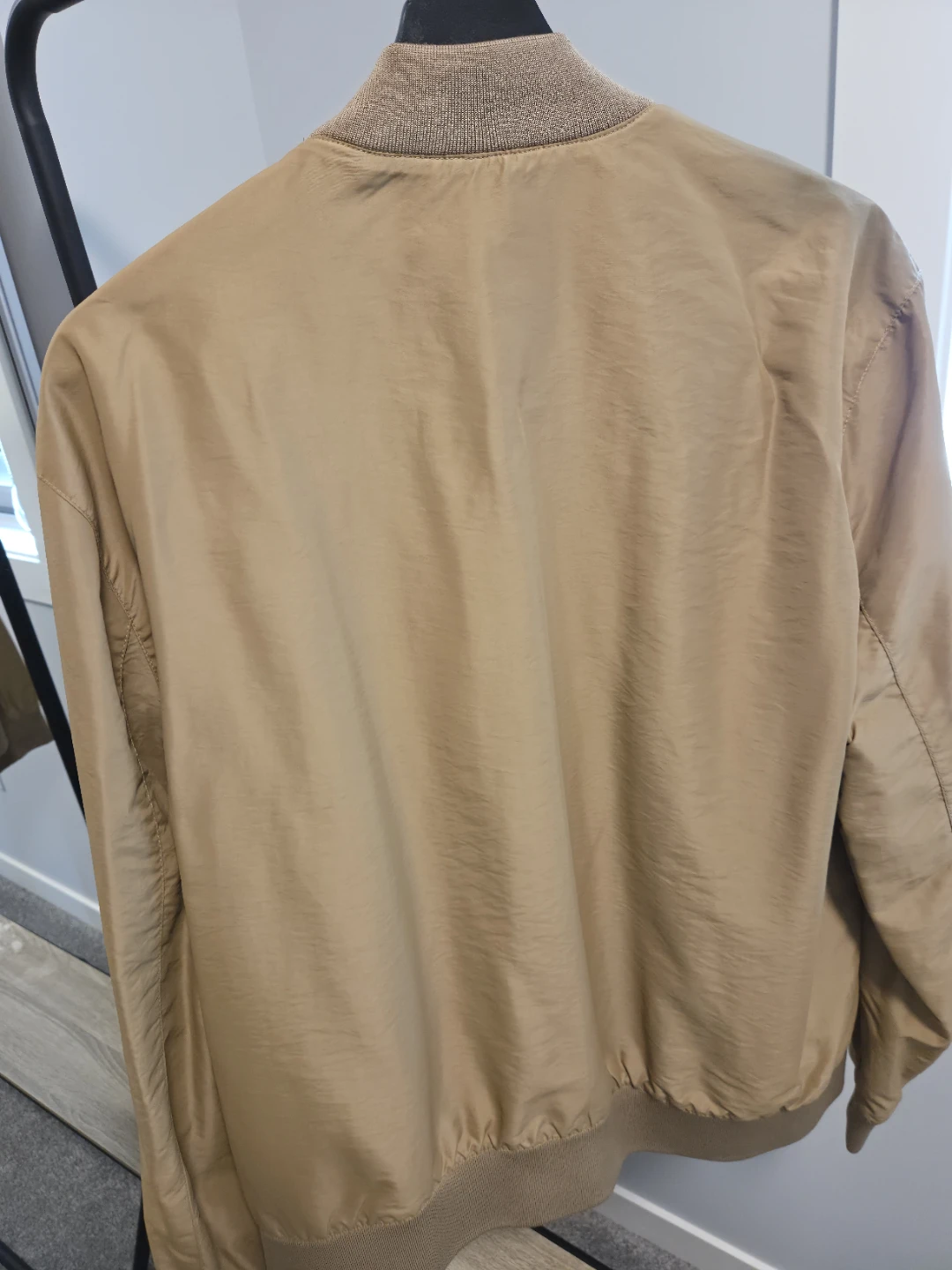 H&M Tan Bomber Jacket Size M - photo 2