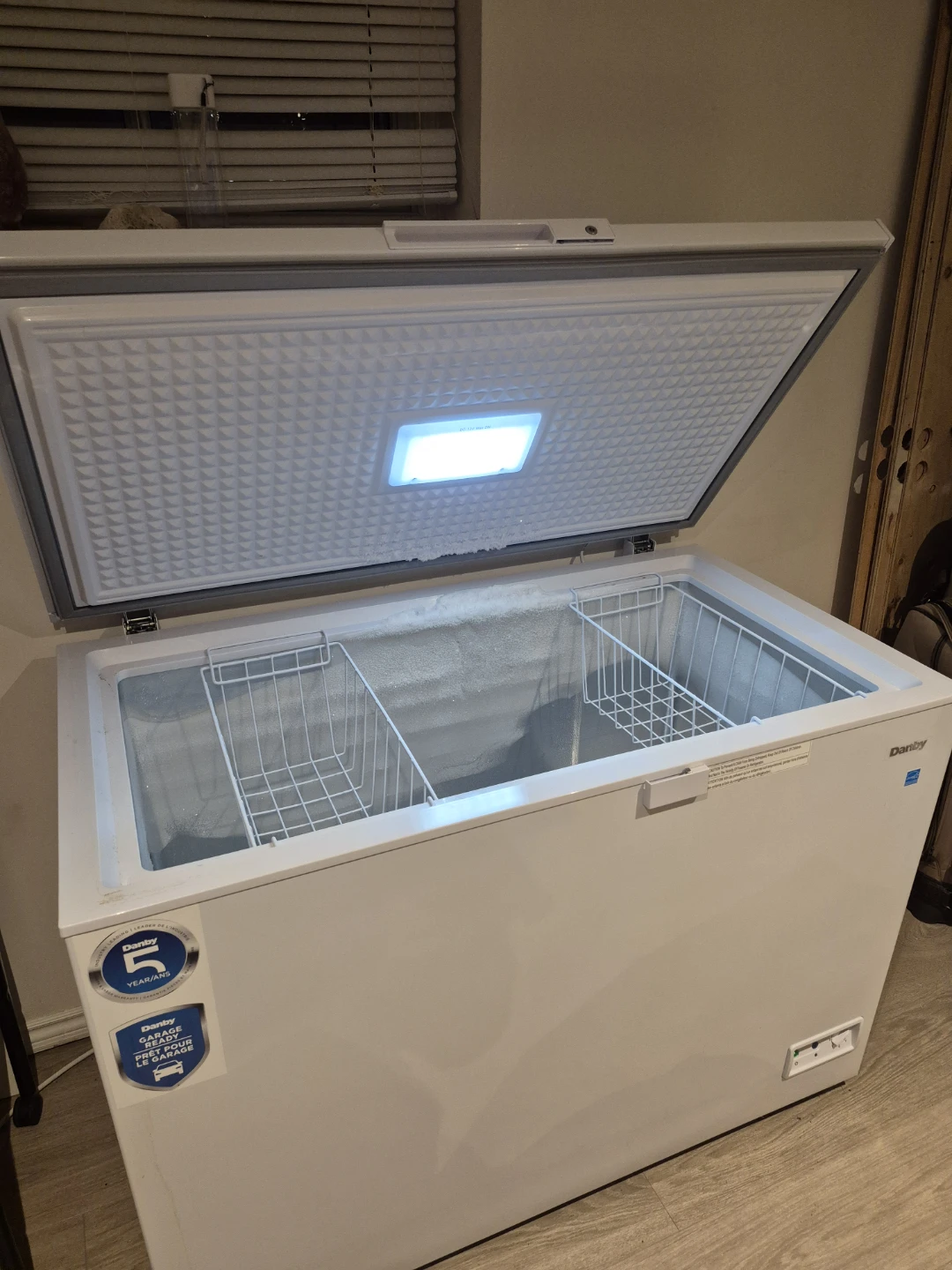 Danby Chest Freezer - White - photo 2