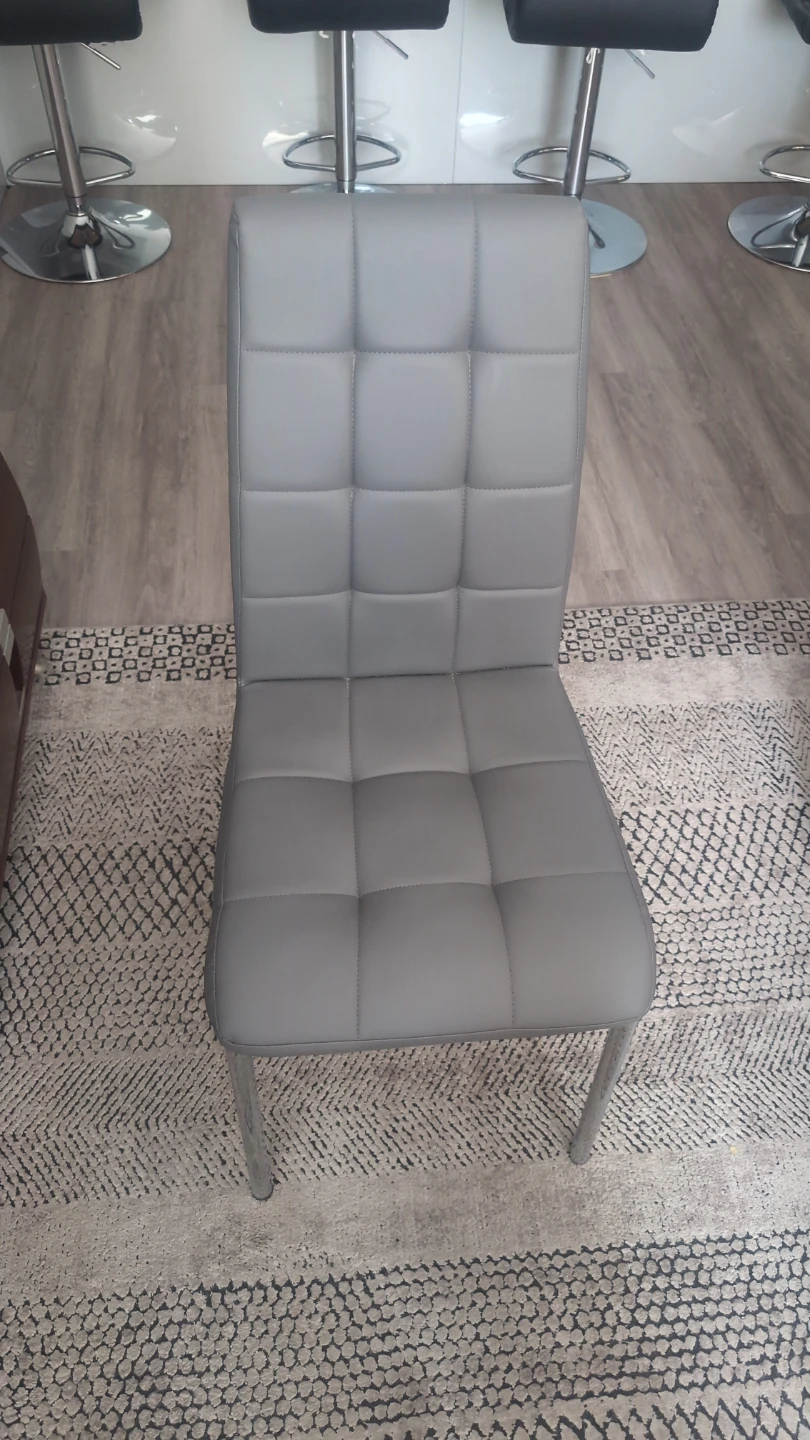 Modern grey tufted dining chair - photo 3