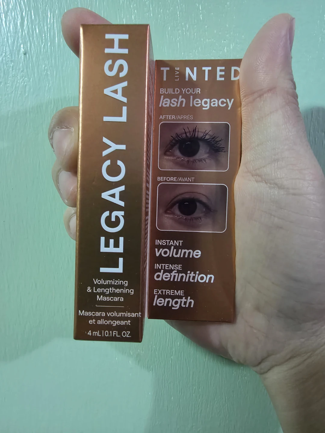 Live Tinted Legacy Lash Mascara Mini - Black 🏈