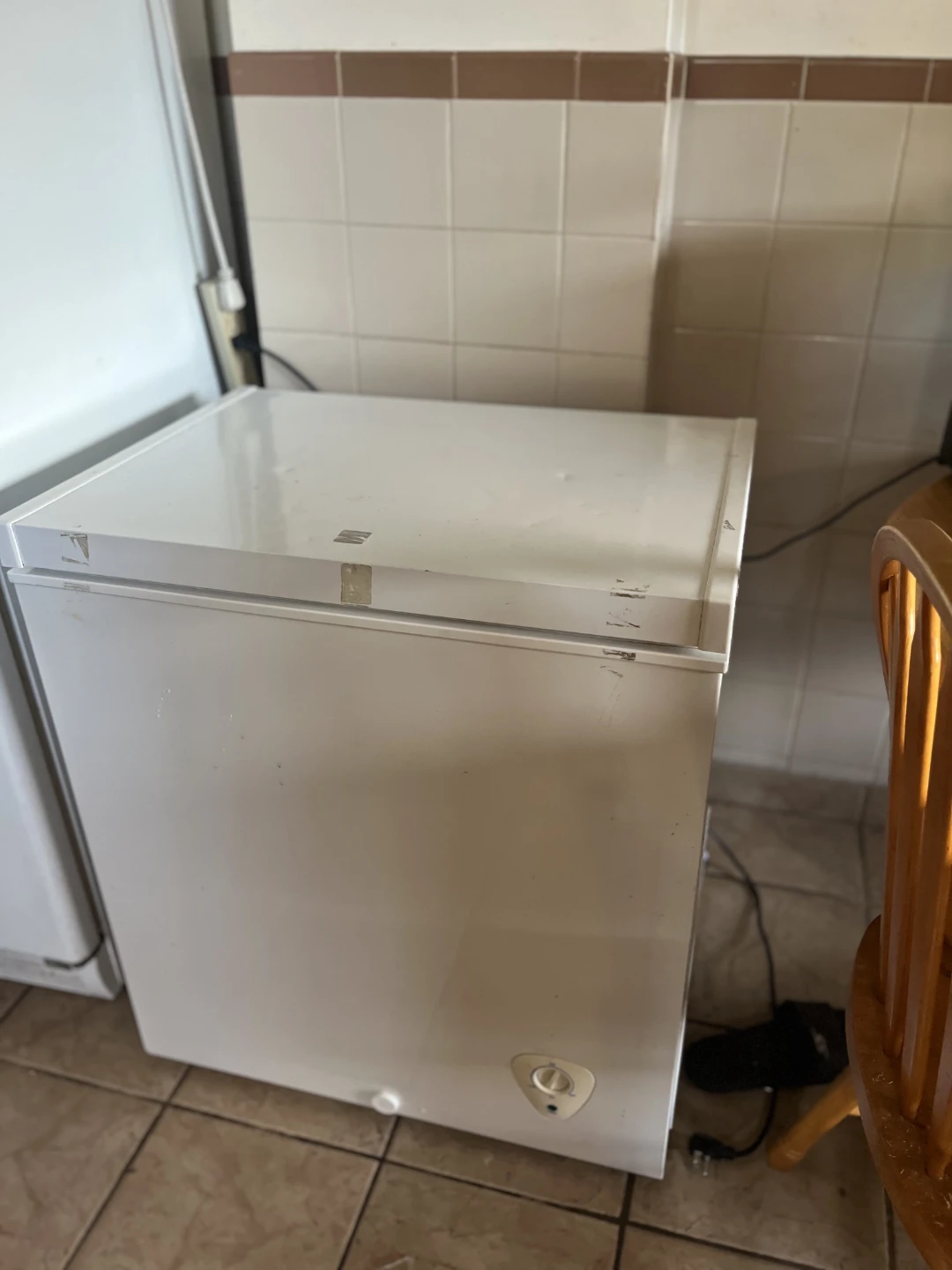 Kenmore Chest Freezer / Deep Freezer with Storage Basket - photo 4