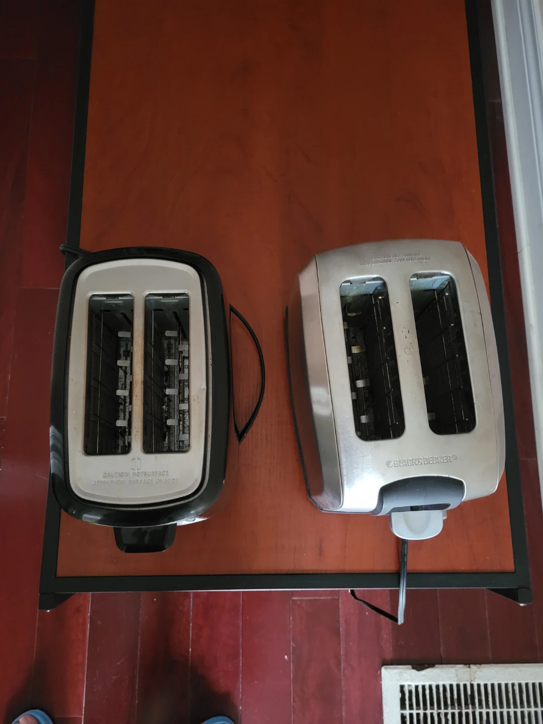 $15 each Black and Decker and Toastmaster 2-slice toasters - photo 2