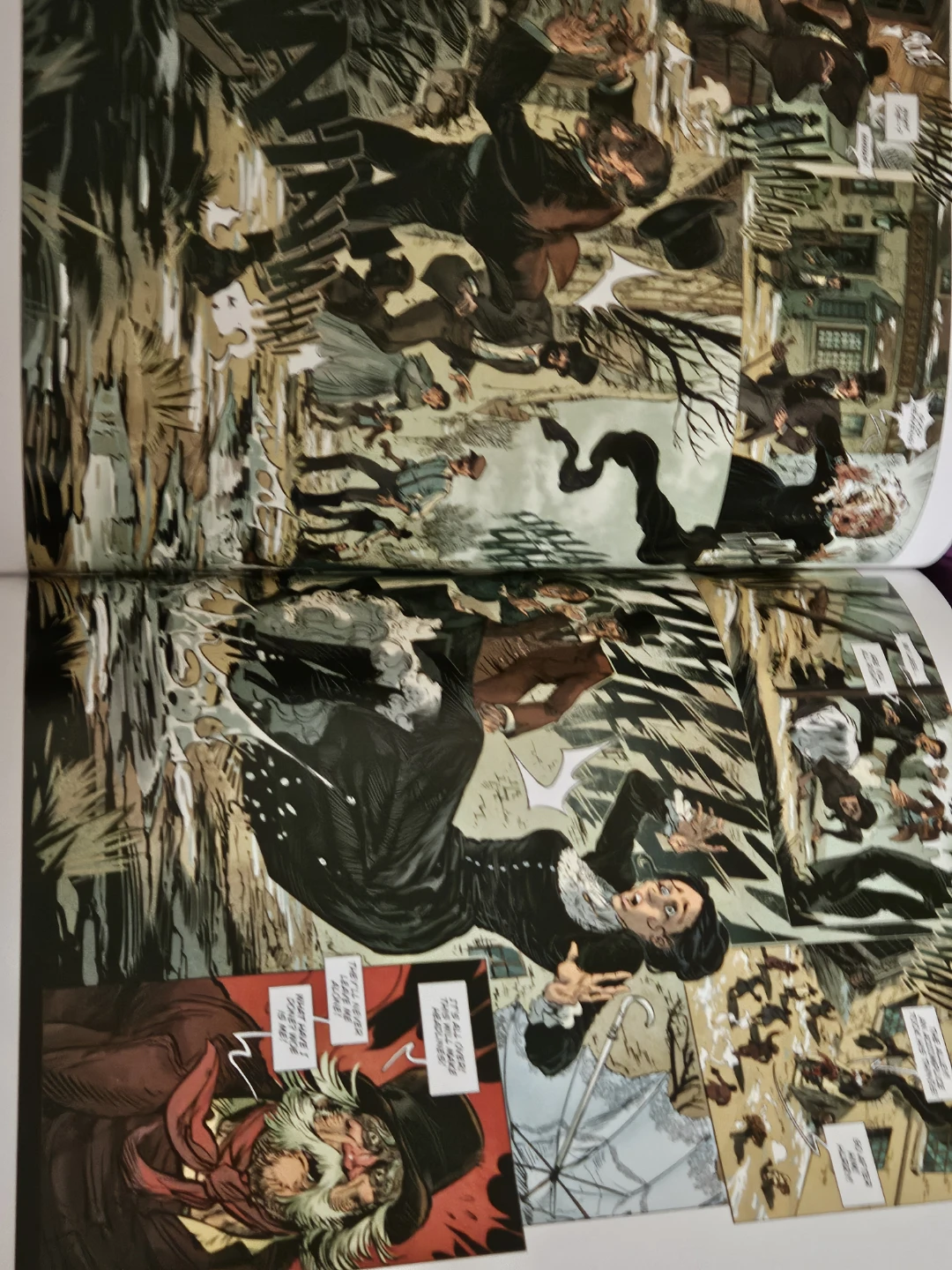The Invisible Man Graphic Novel by H.G. Wells - photo 3