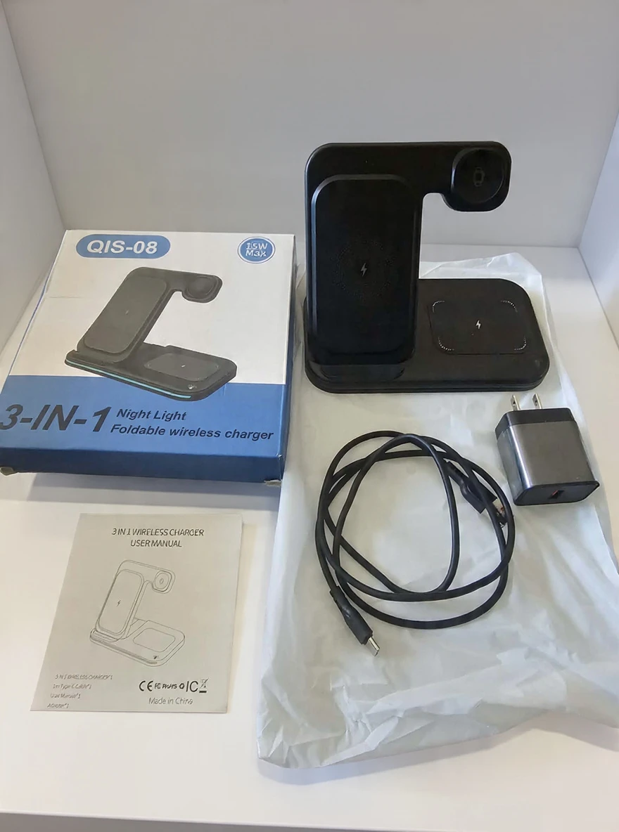3-in-1 Foldable Wireless Charging Station - photo 2