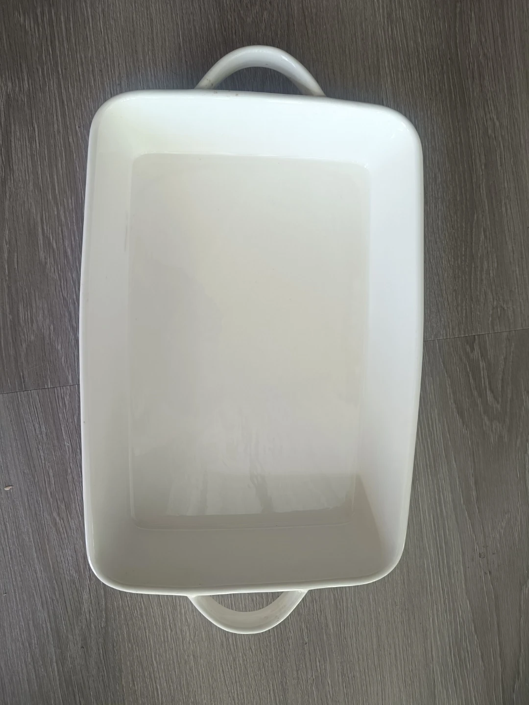 10 Strawberry Street White Ceramic Baking Dish