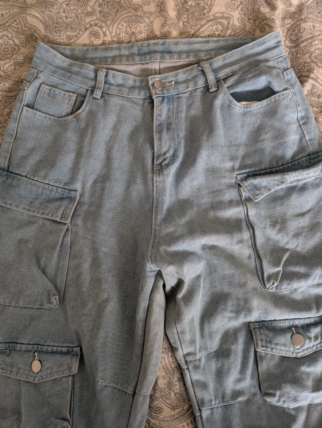 Light wash denim cargo pants - photo 2