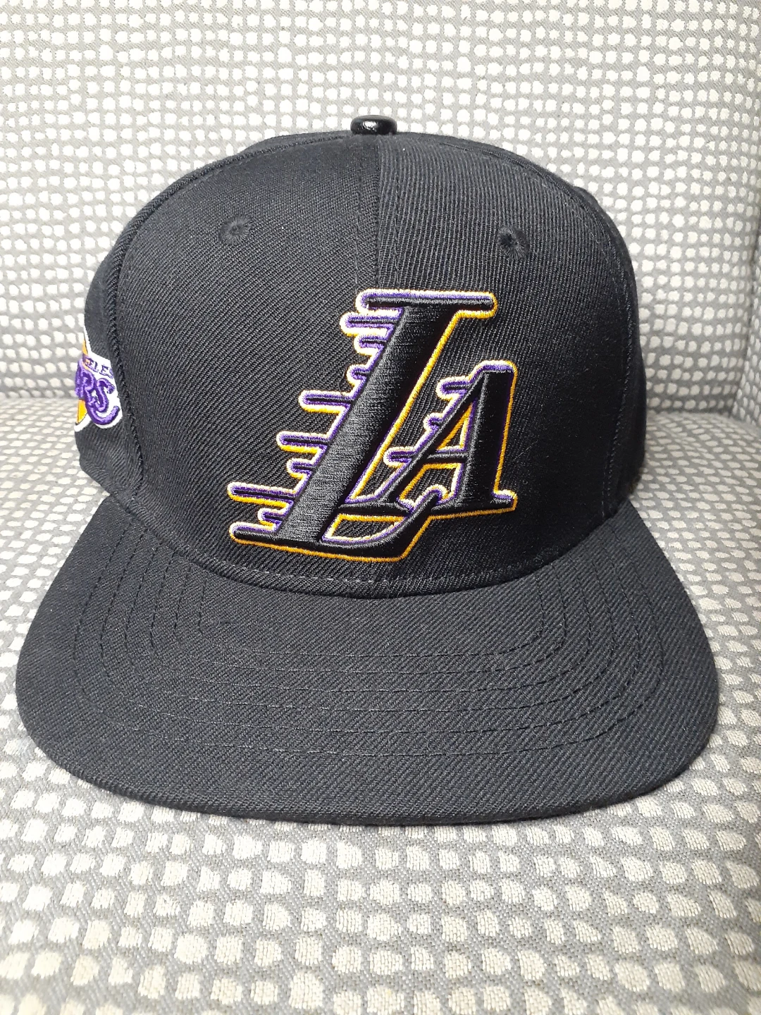 Pro Standard Los Angeles Lakers Snapback Hat NEW