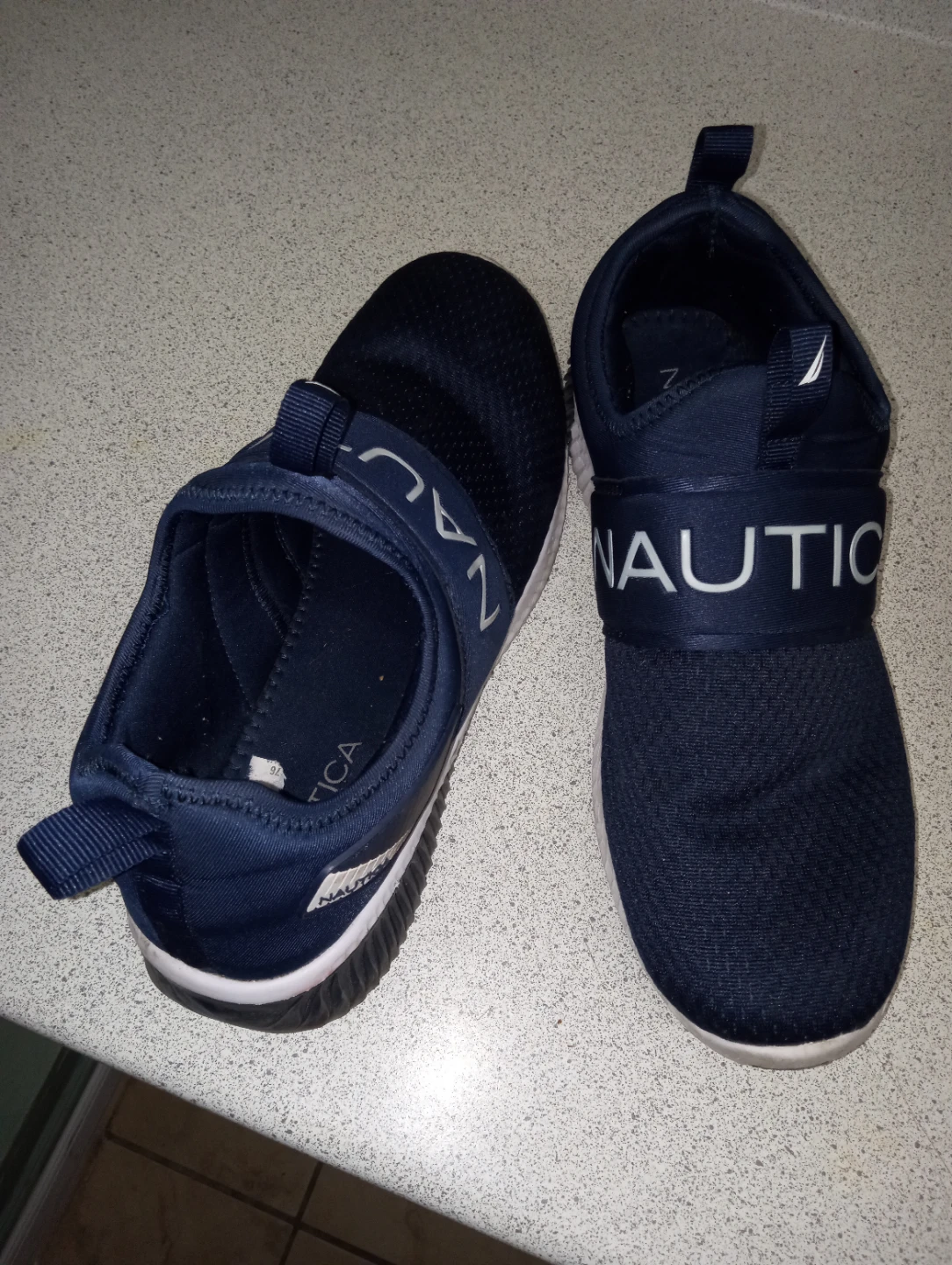 Men's Nautica Slip-ons Size 10.5 - photo 2