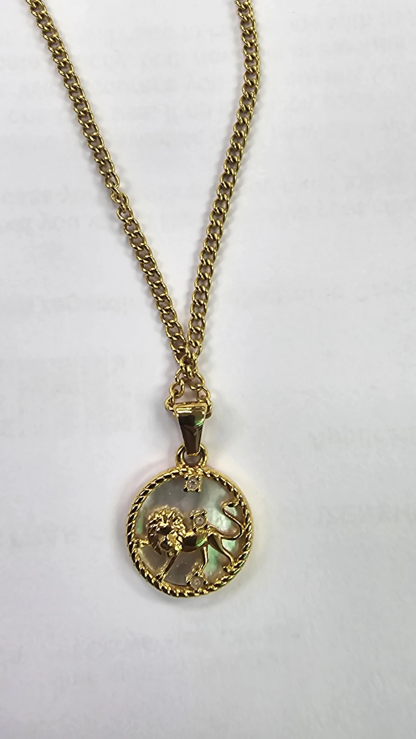 Gold-tone lion pendant necklace - photo 2