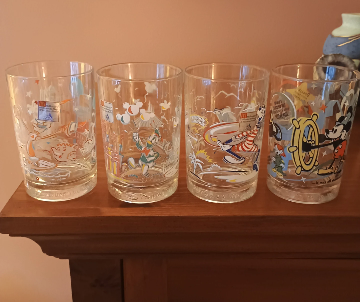 4x McDonalds Glasses 1996 x3, 2001 100th Disney Anniversary - photo 2