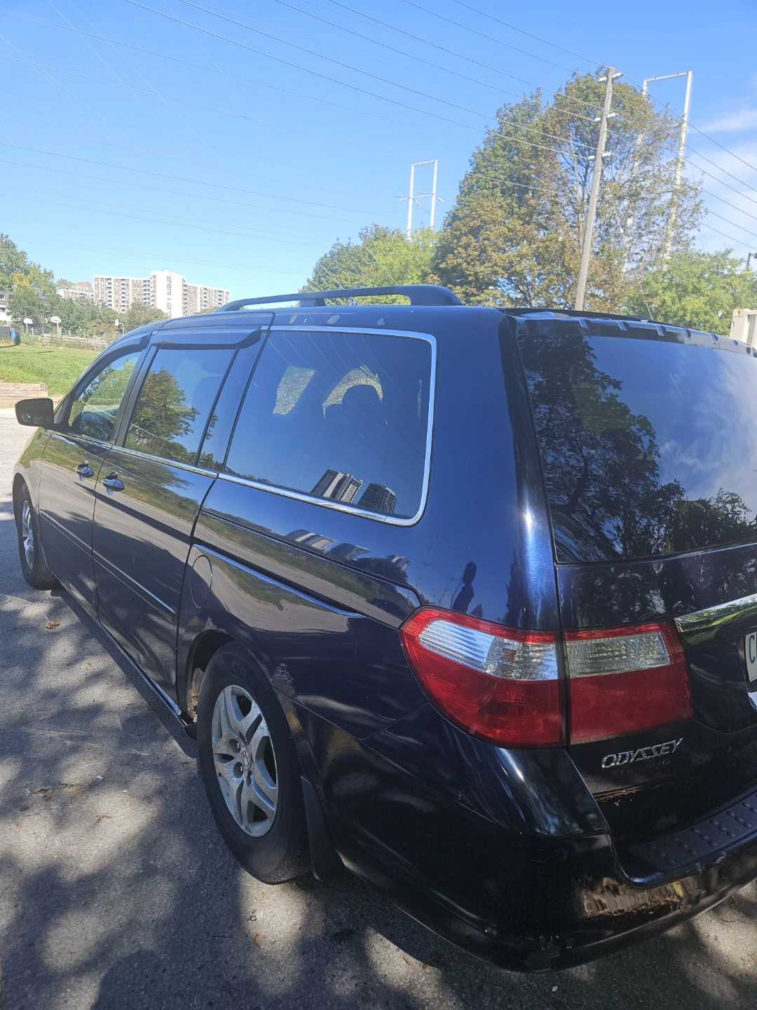 Honda Odyssey Minivan - photo 2